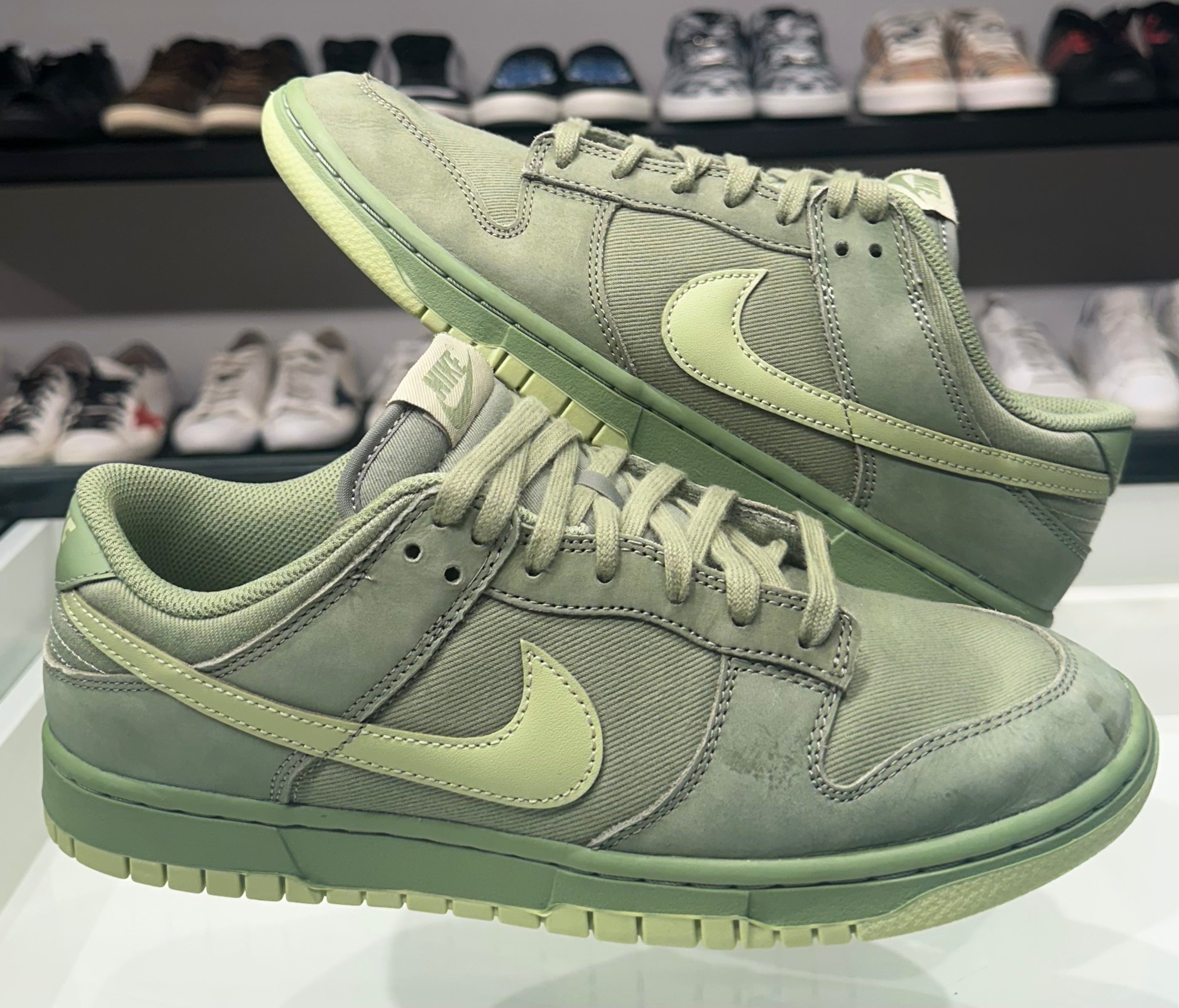 Dunk Olive Aura