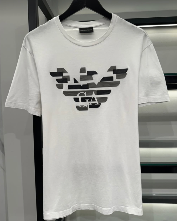 Camiseta Emporio Armani