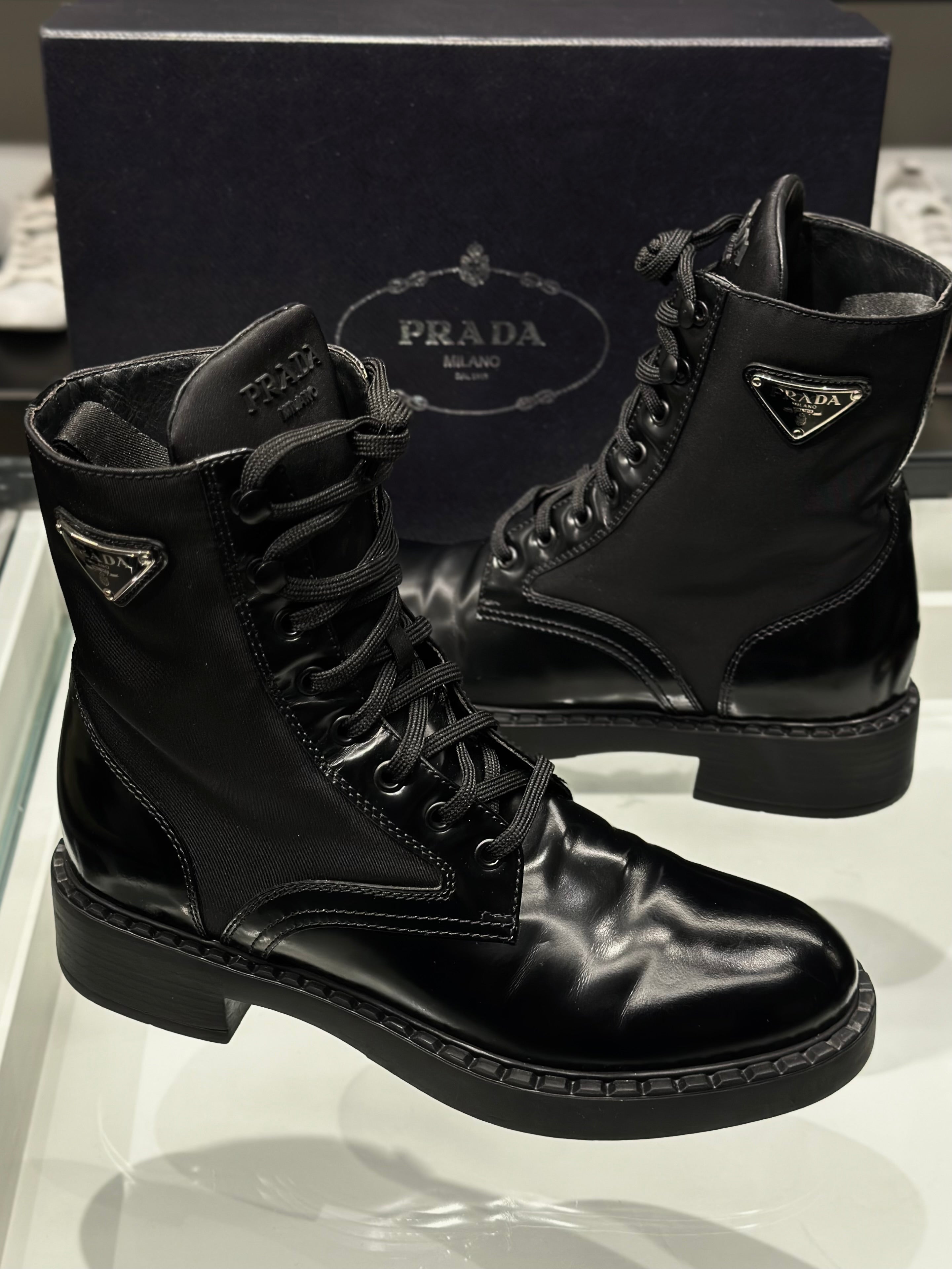 Bota Prada