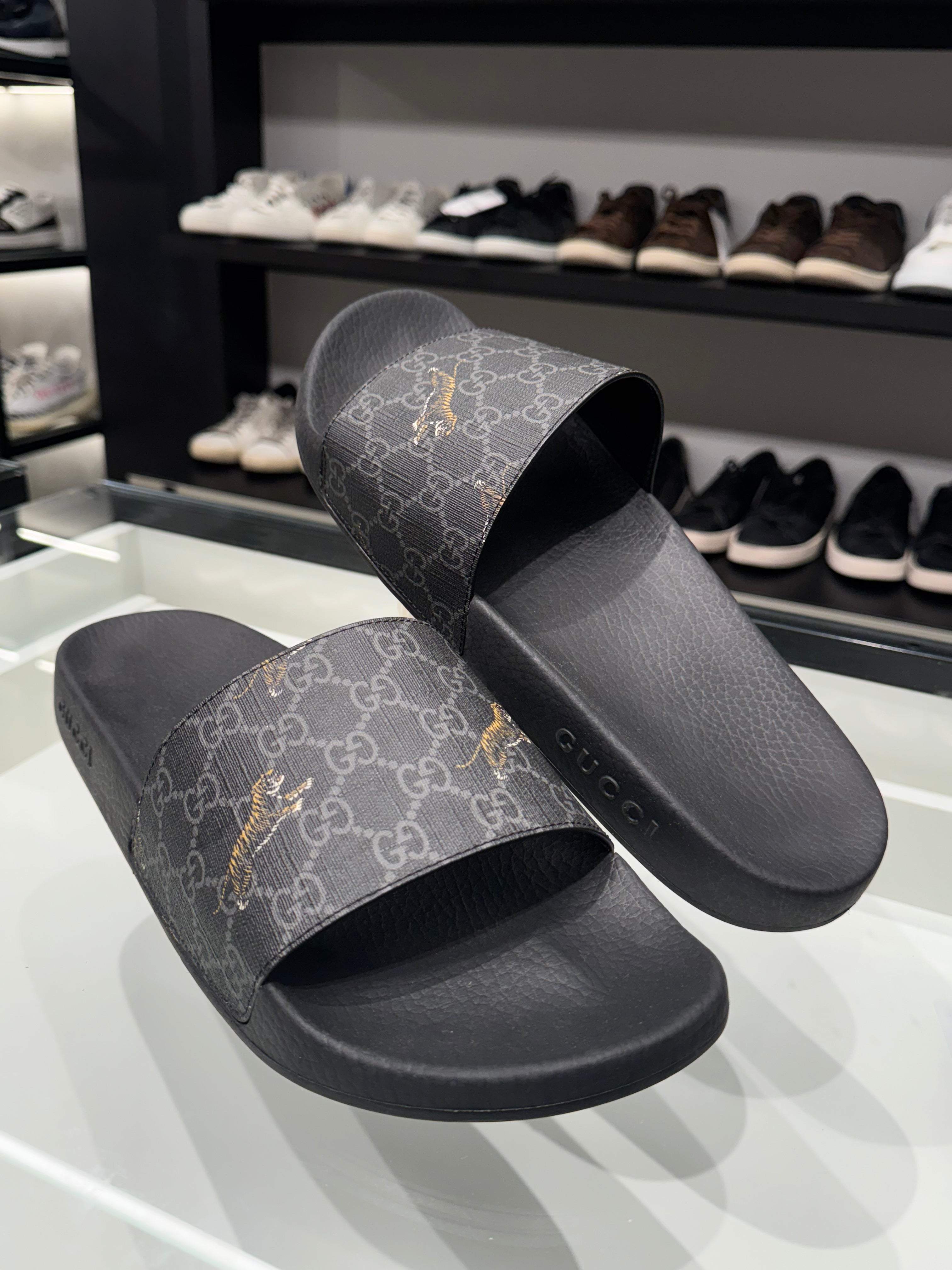 Slide Gucci
