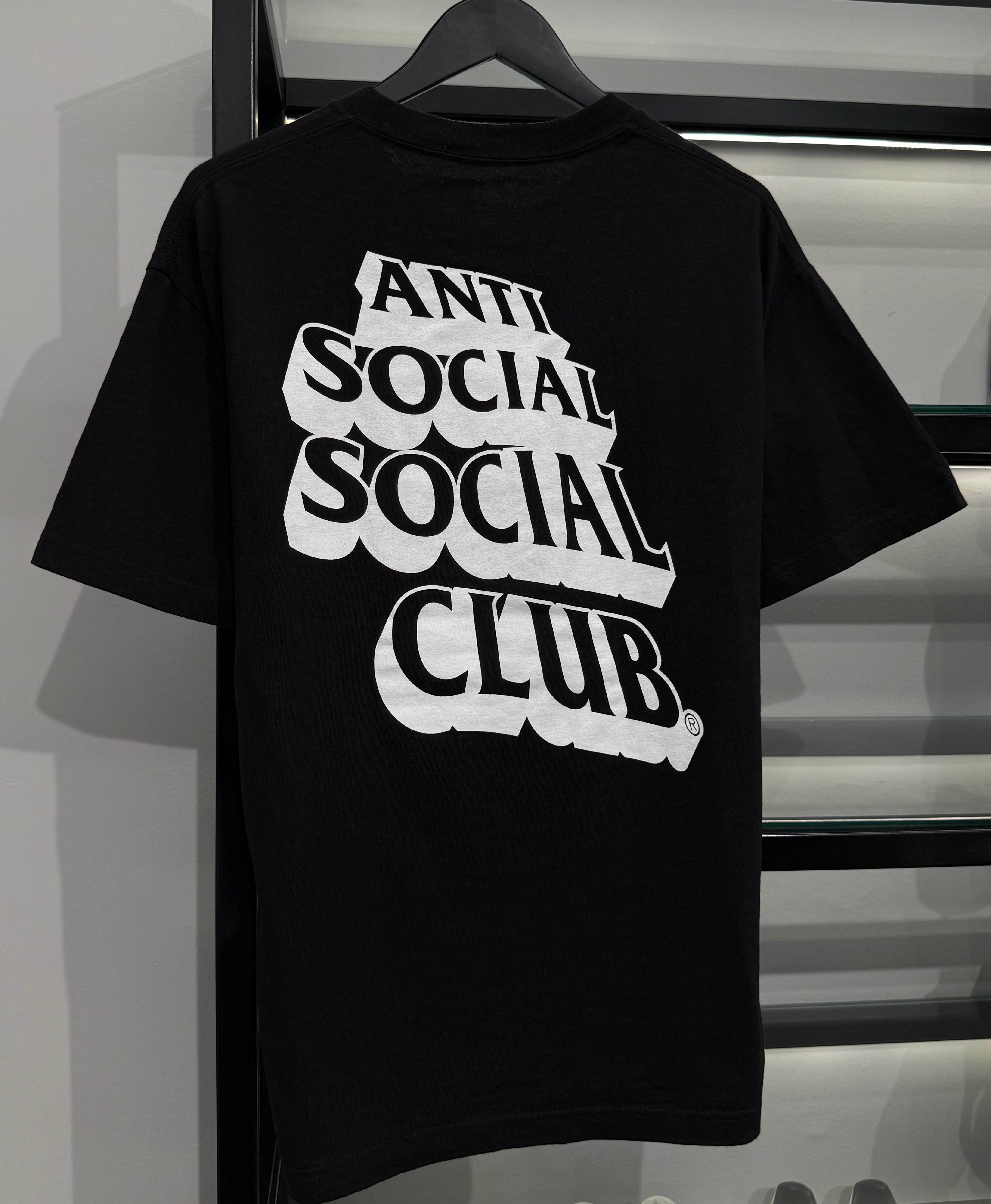 Camiseta Anti Social