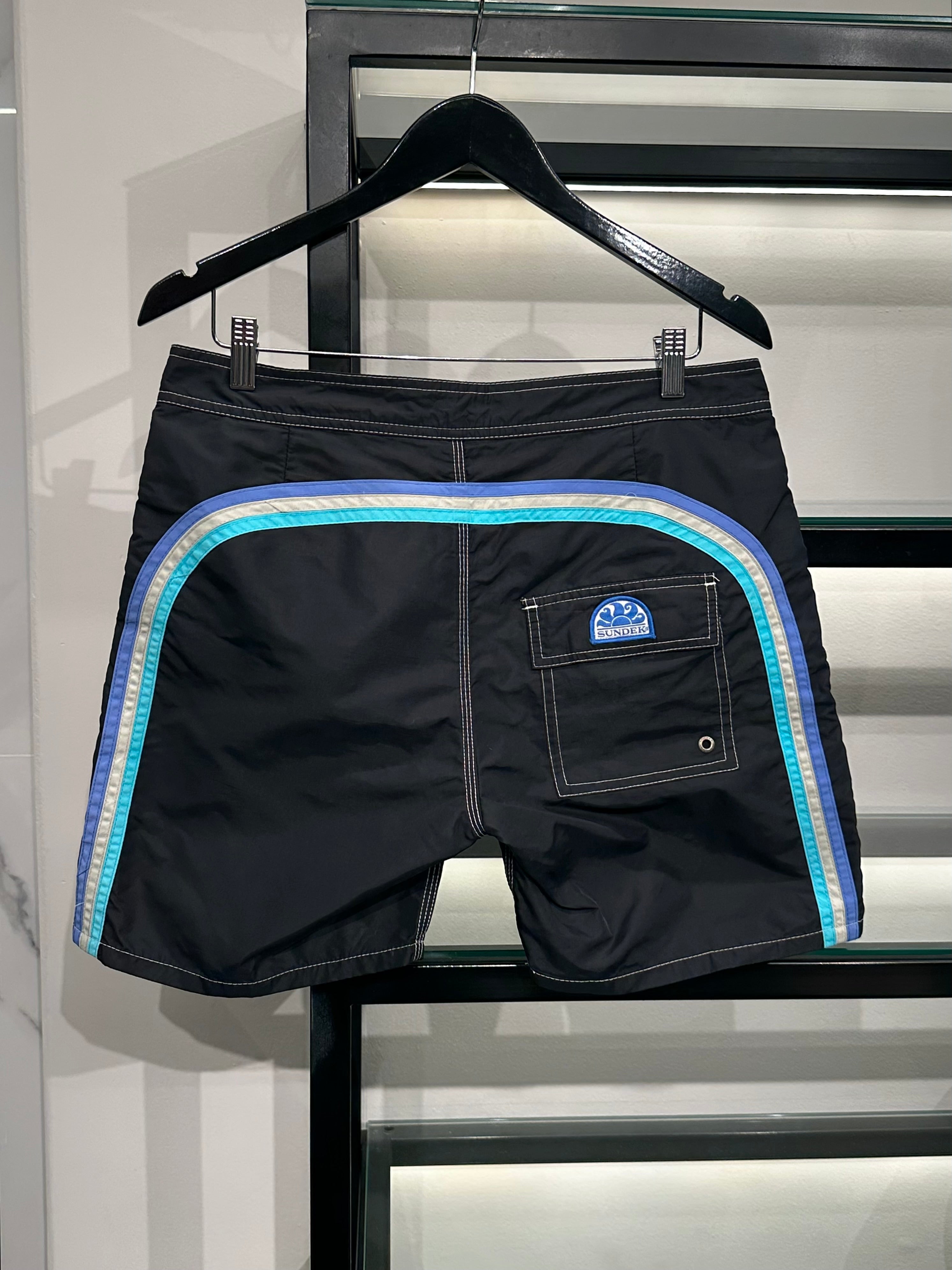 Short Sundek