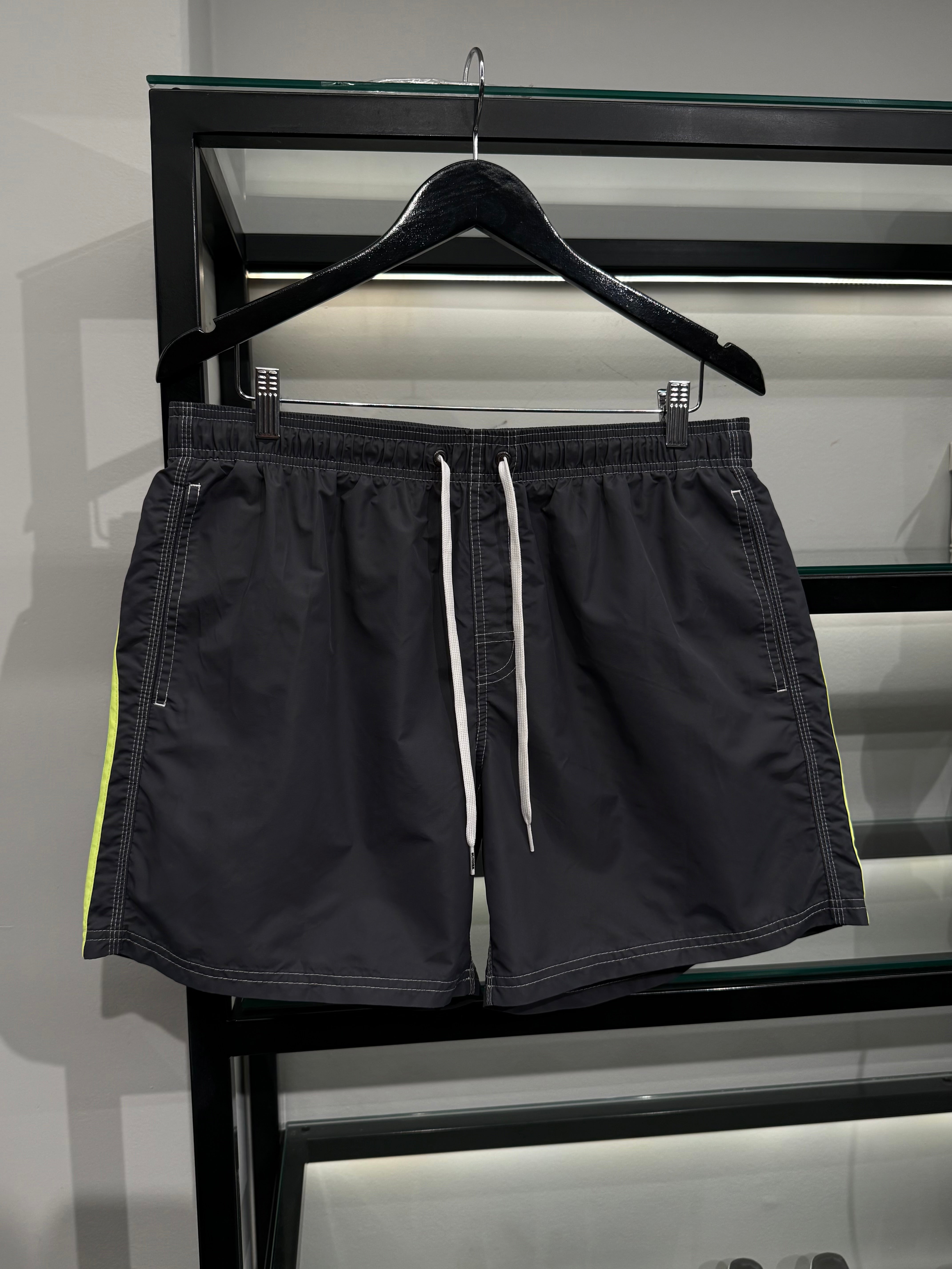 Short Sundek