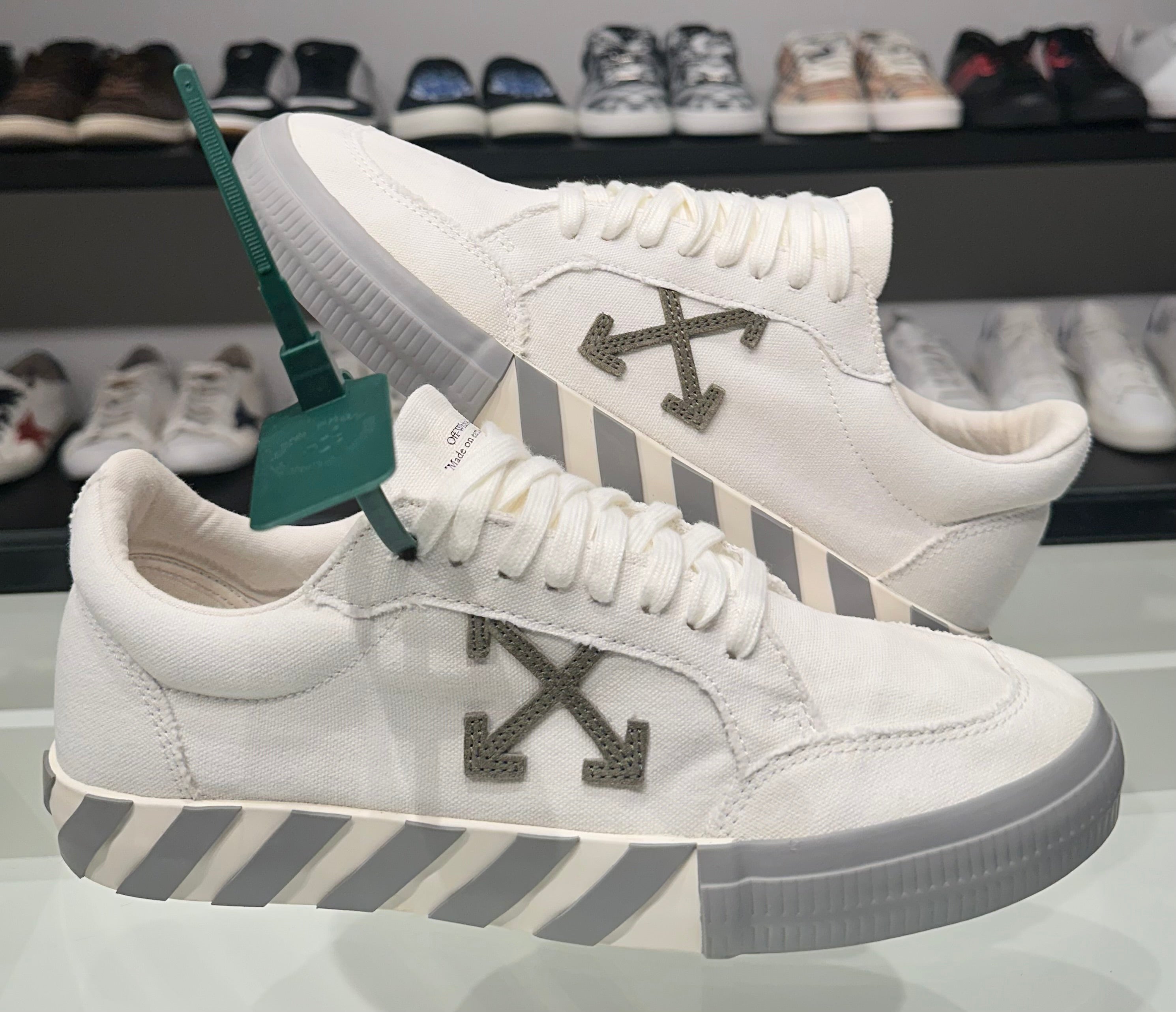 Off White Vulcanized