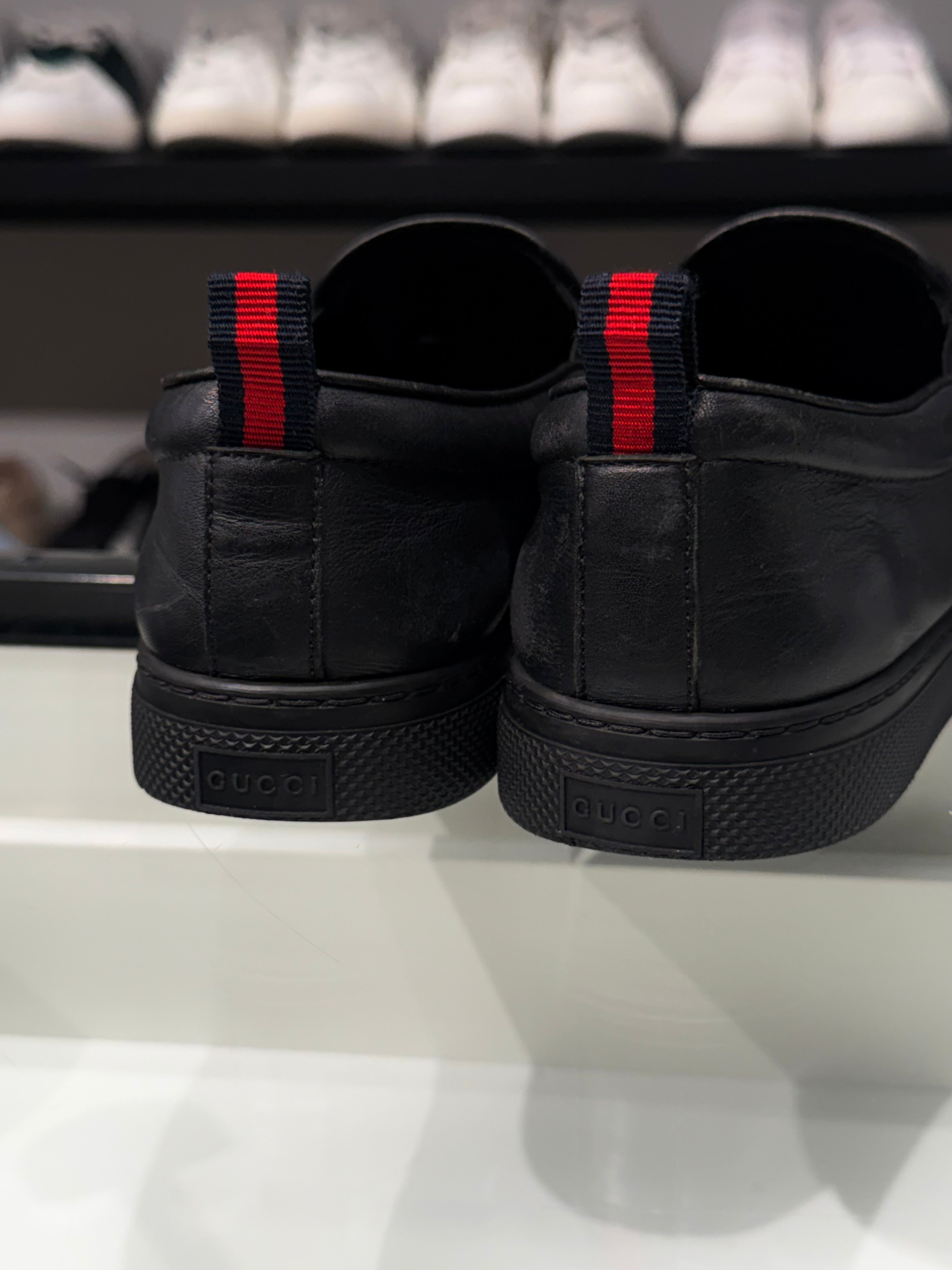Slip on gucci