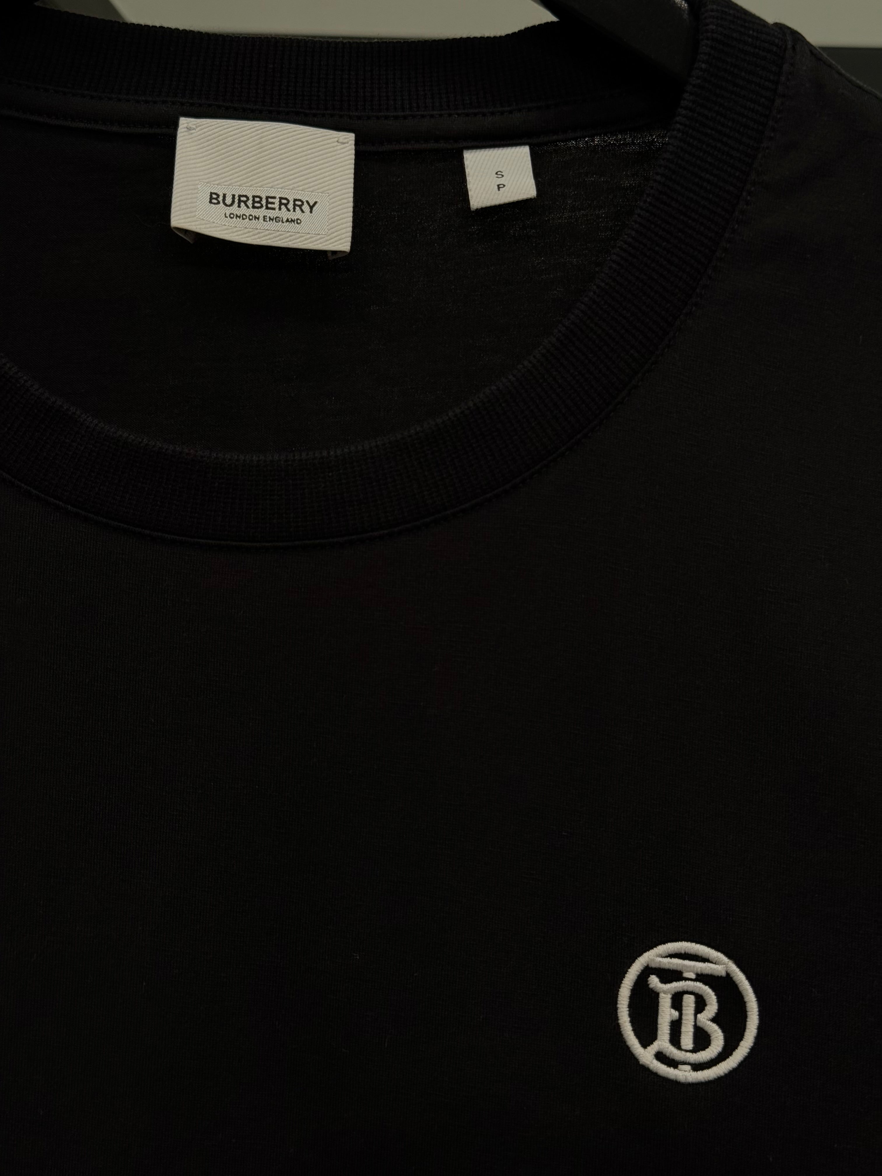 Camiseta Burberry