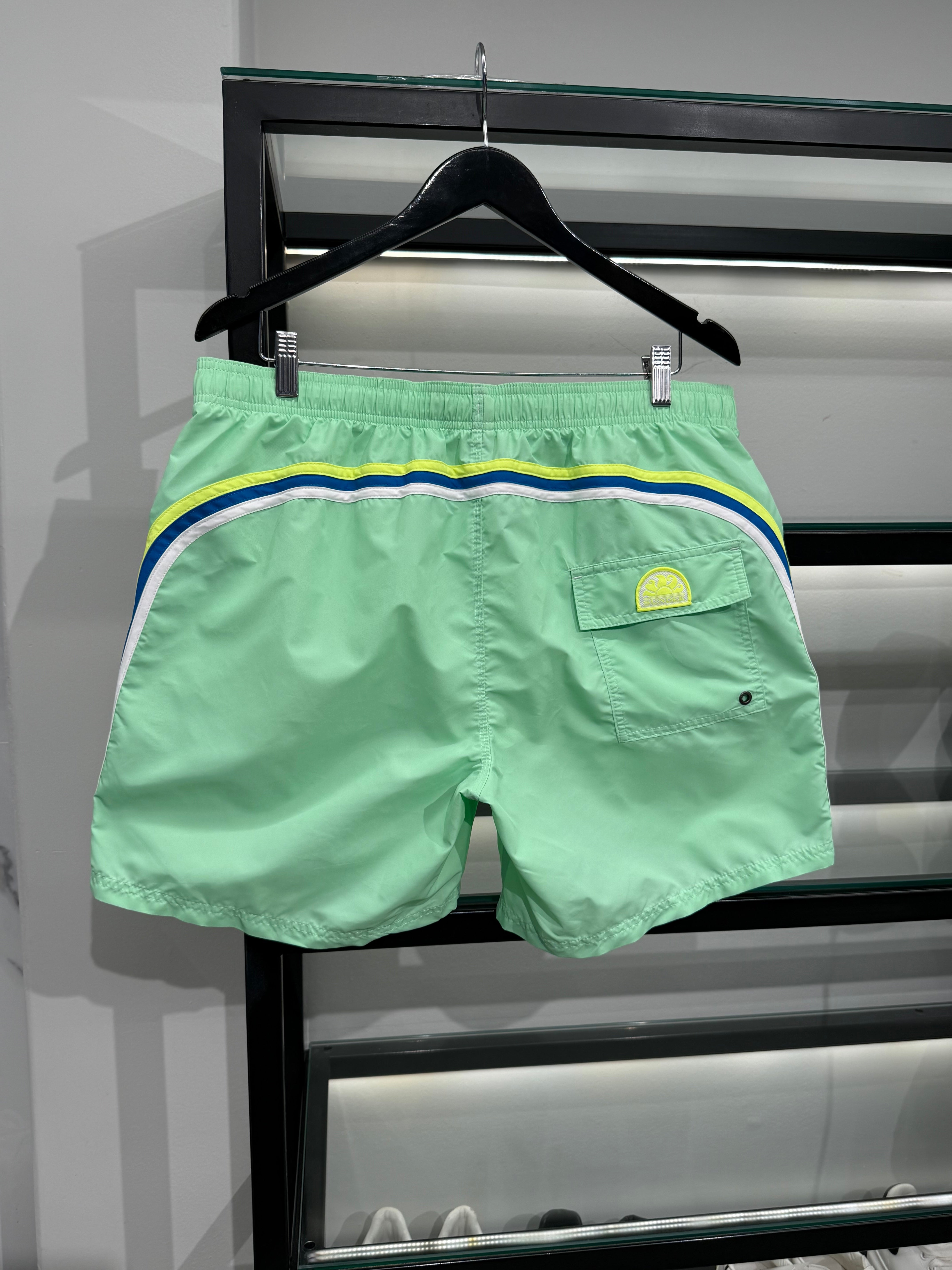 Short Sundek