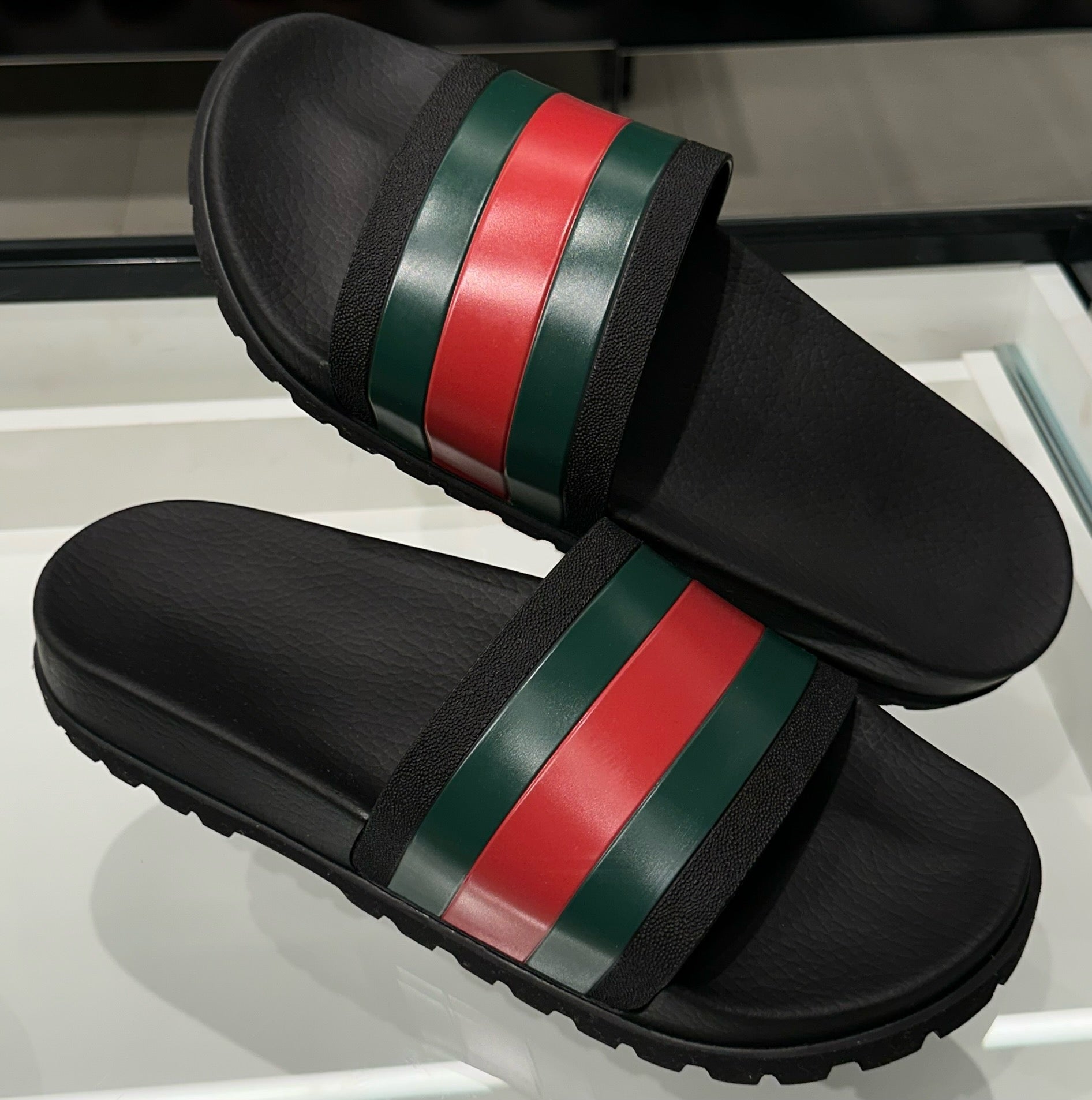 Slide Gucci