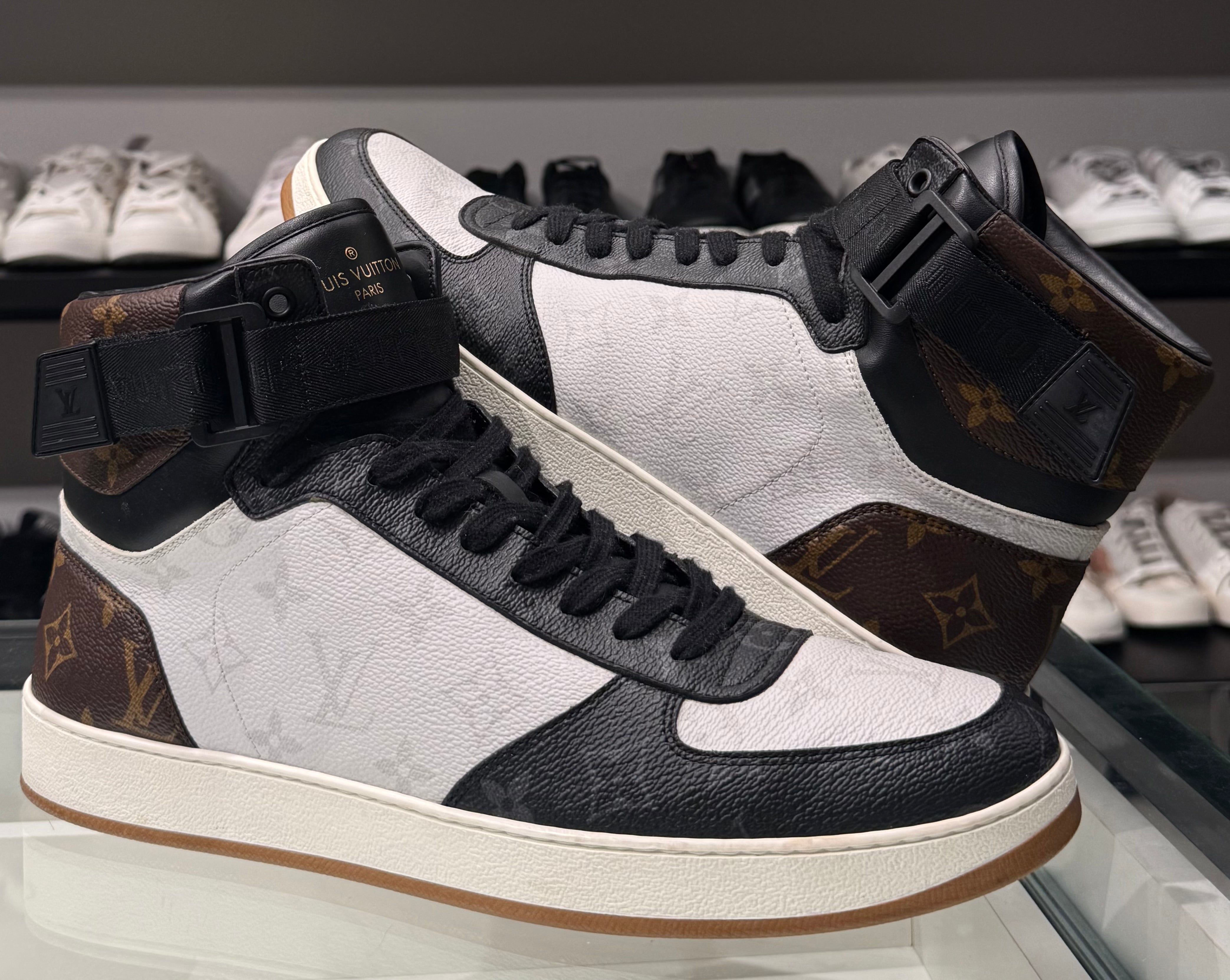 Louis Vuitton Rivoli