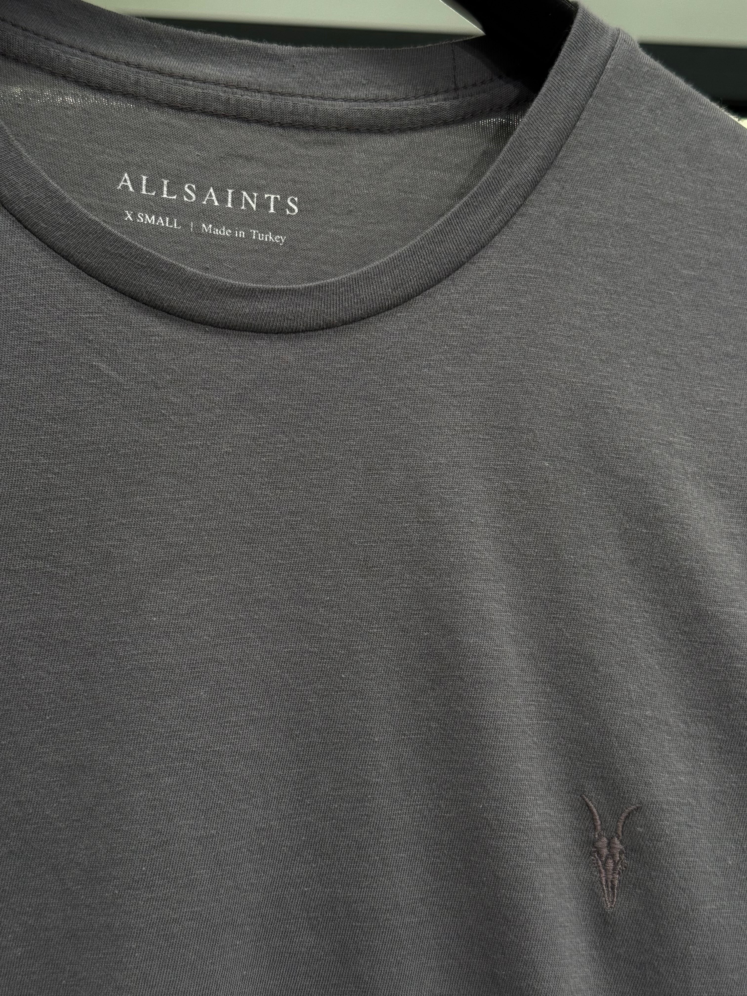 Camiseta All Saints