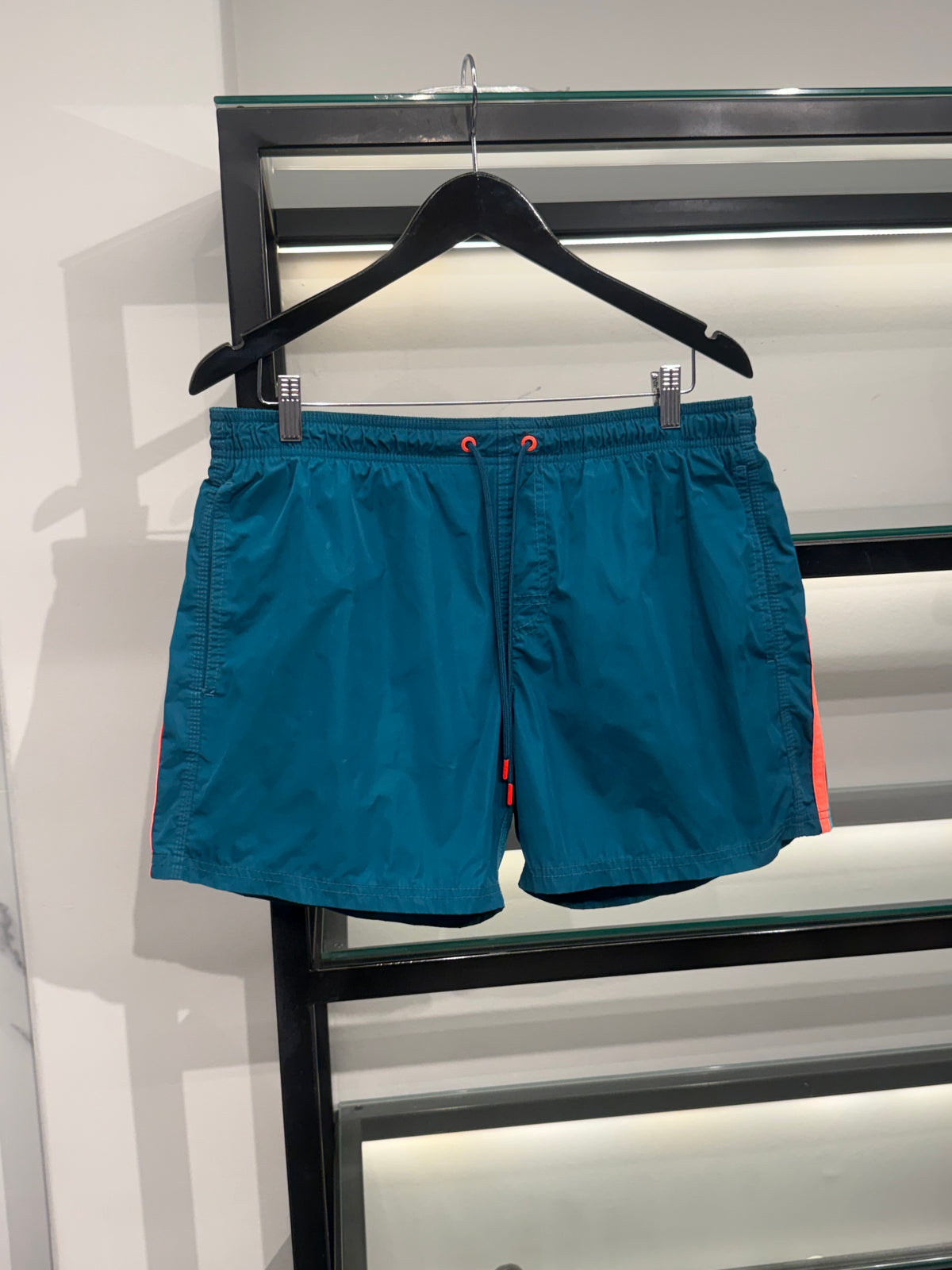 Short Sundek