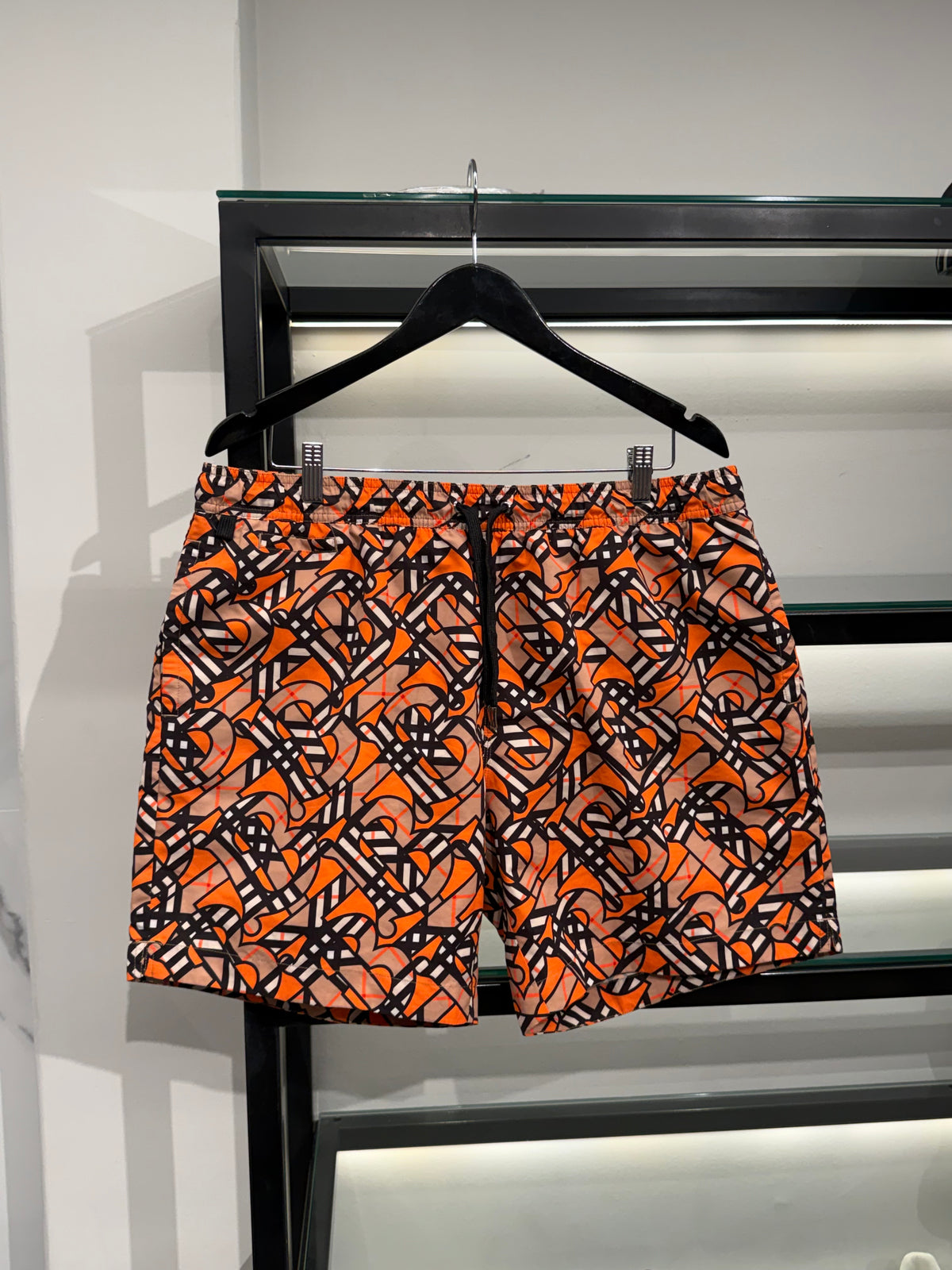 Short Burberry