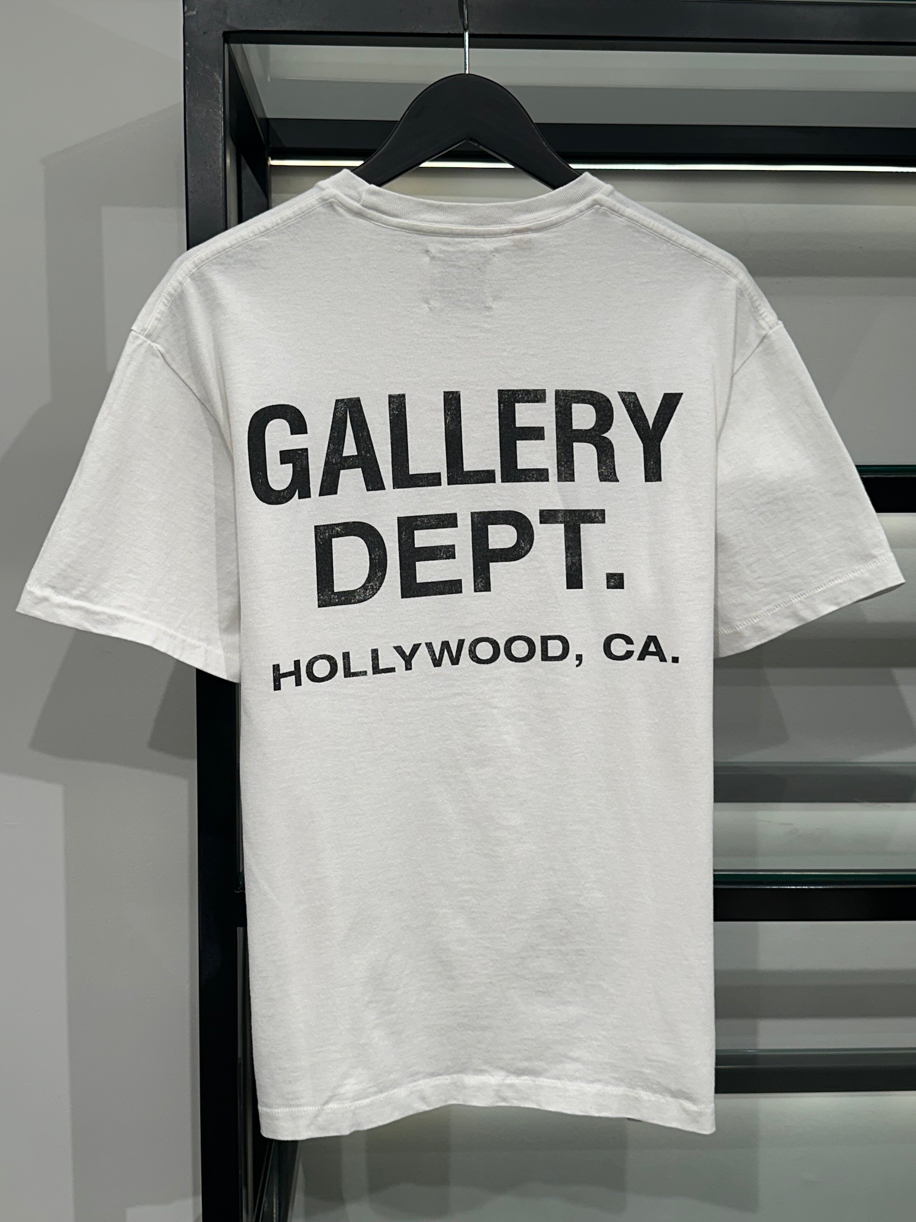 Camiseta Gallery Dept
