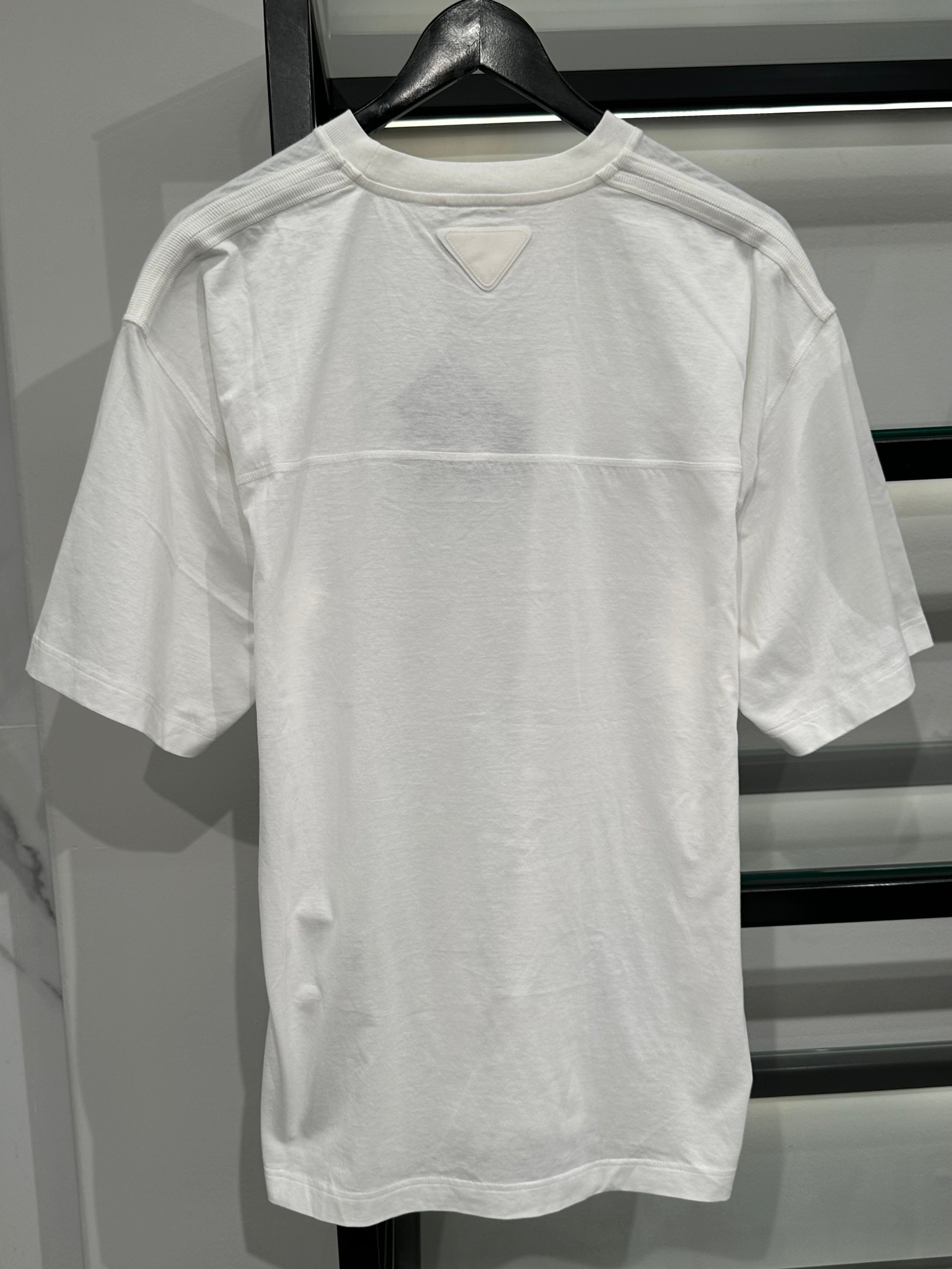 Camiseta Prada