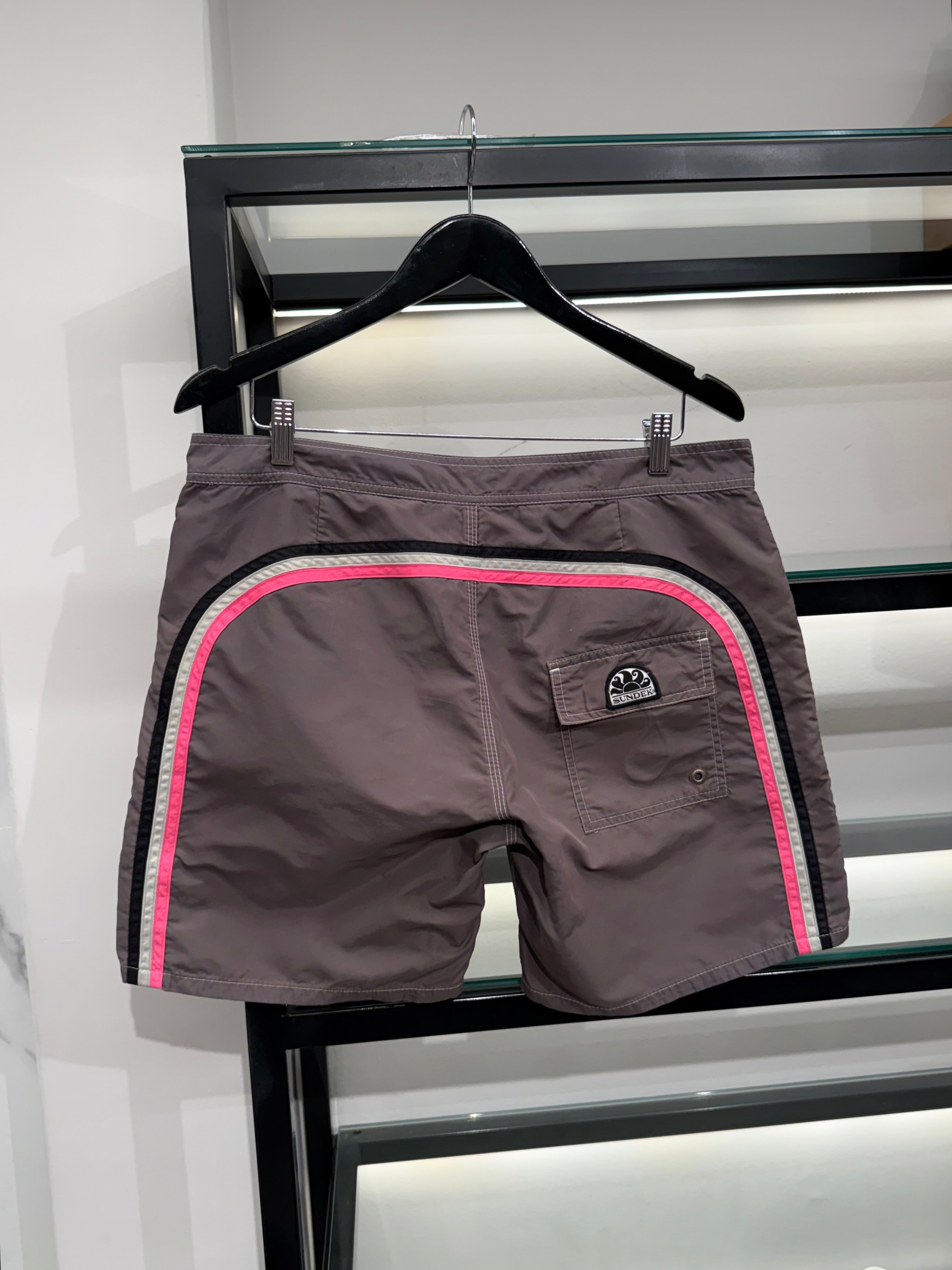 Short Sundek