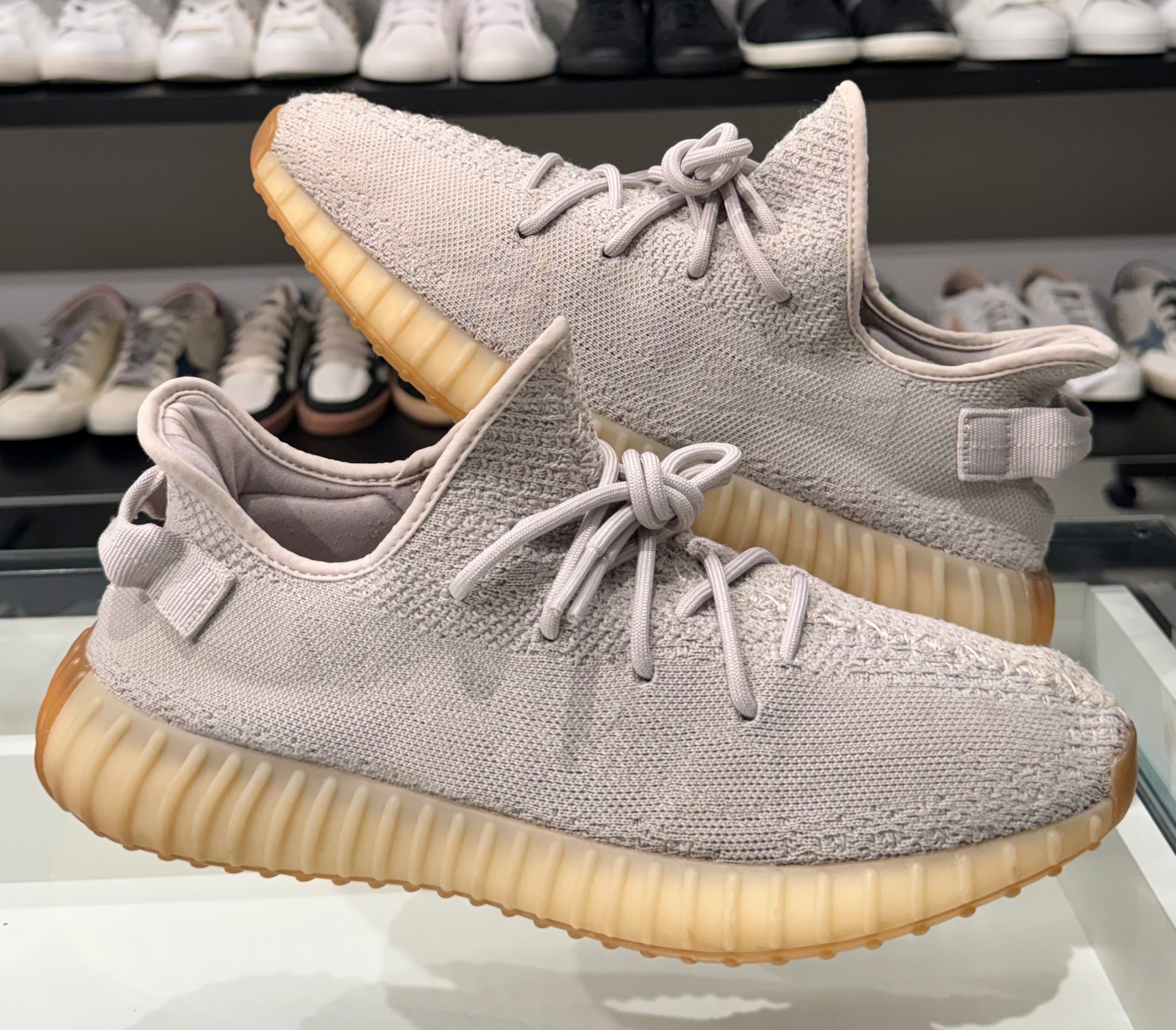 Sneaker Yeezy Sesame
