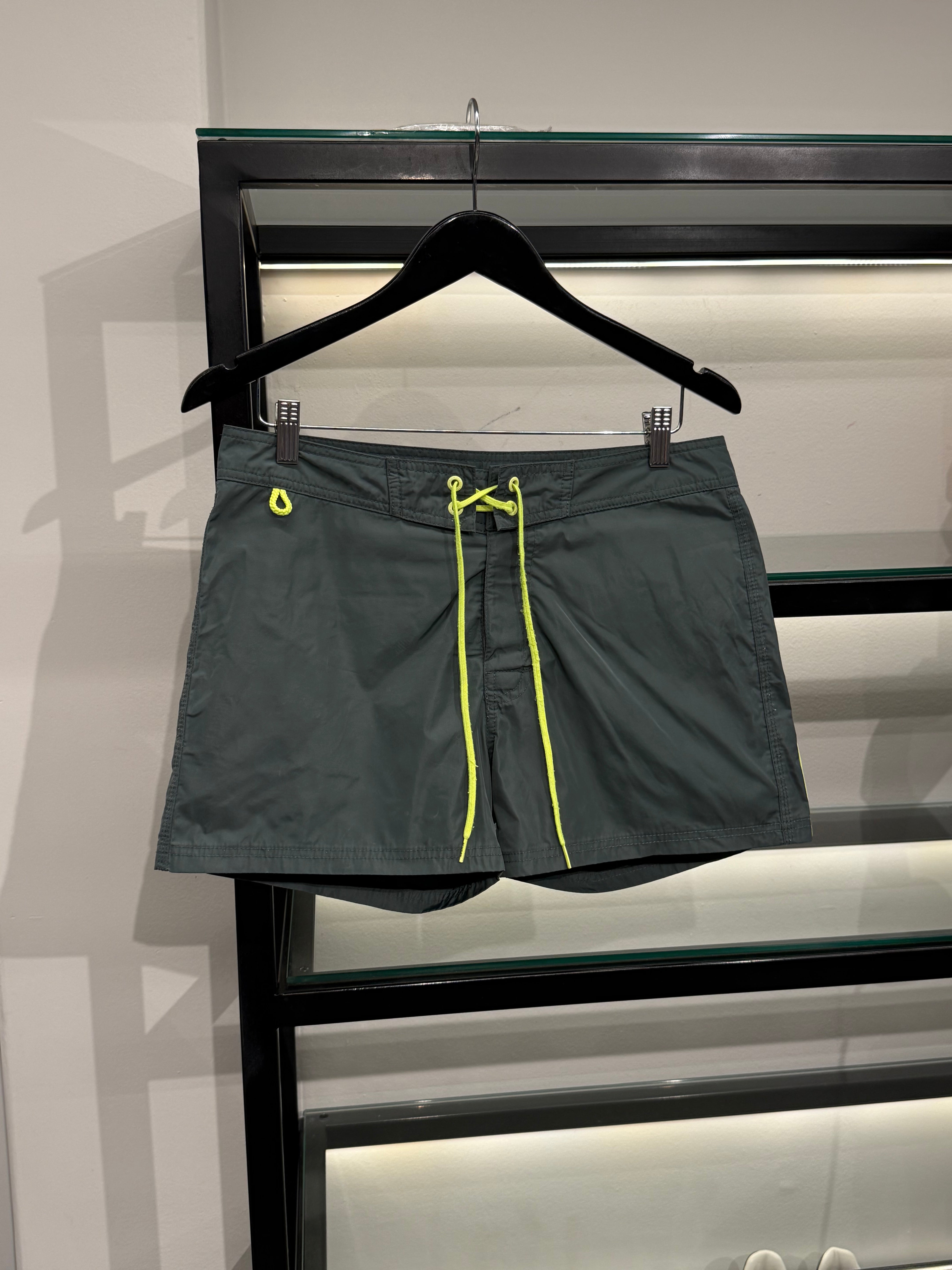 Short Sundek