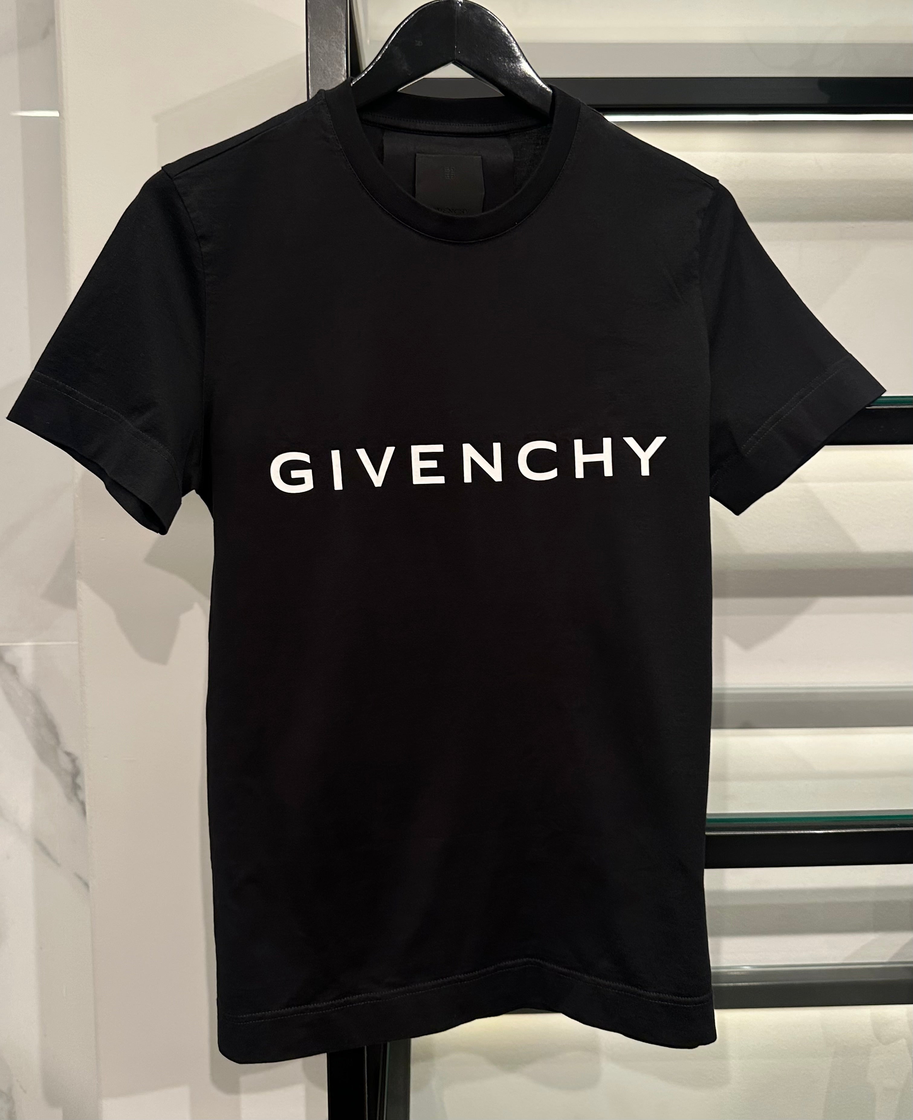 Camiseta Givenchy