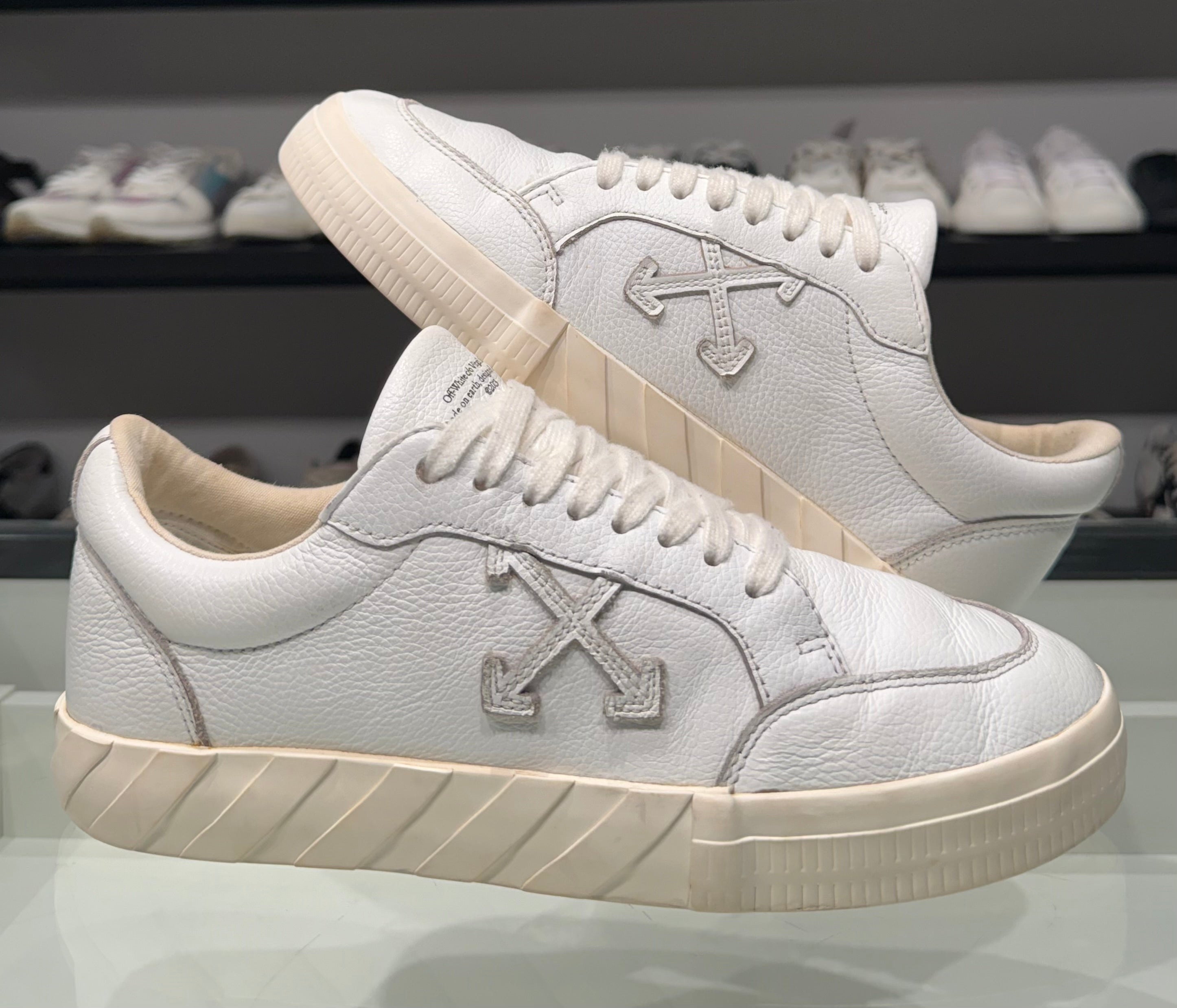 Off White Vulcanized