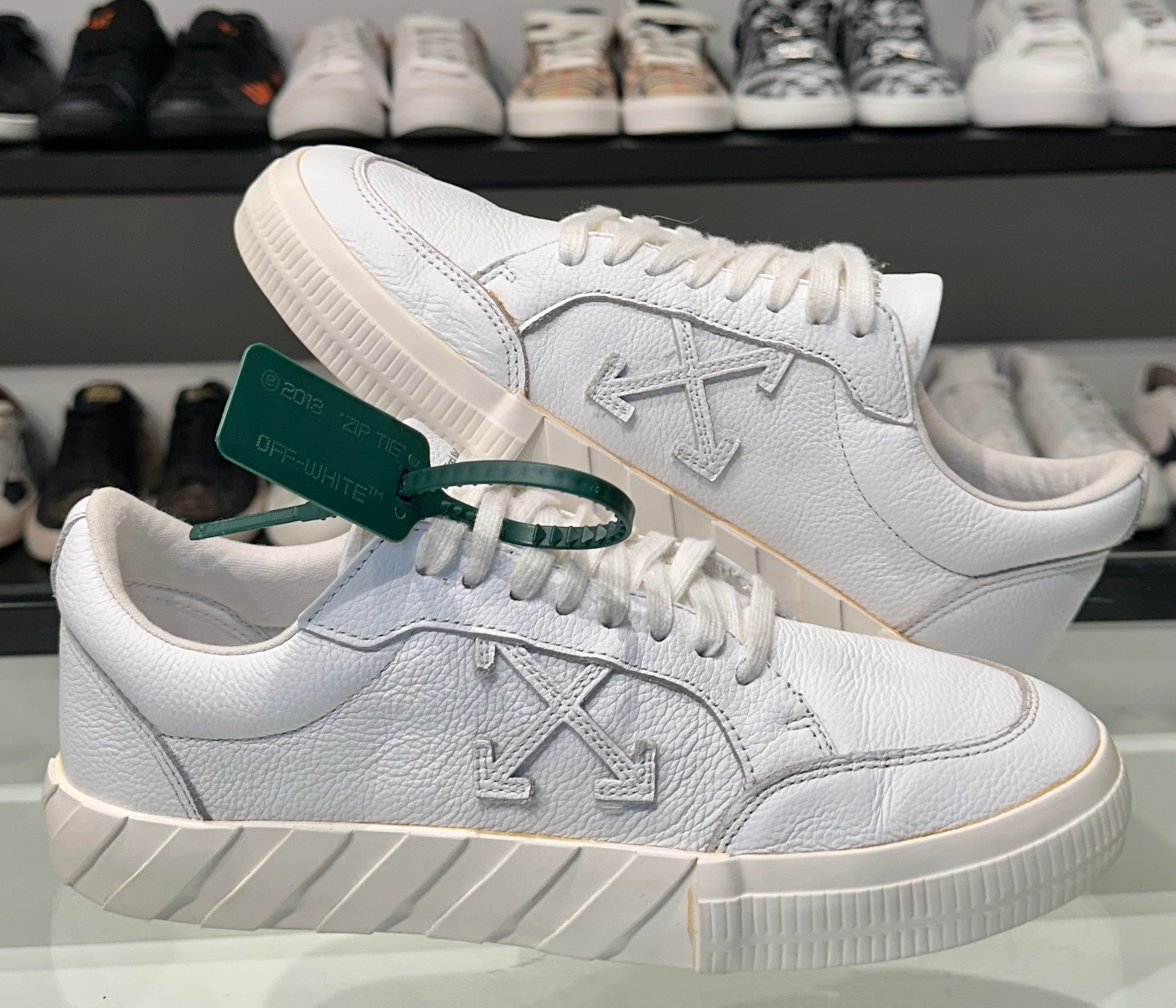 Off White Vulcanized