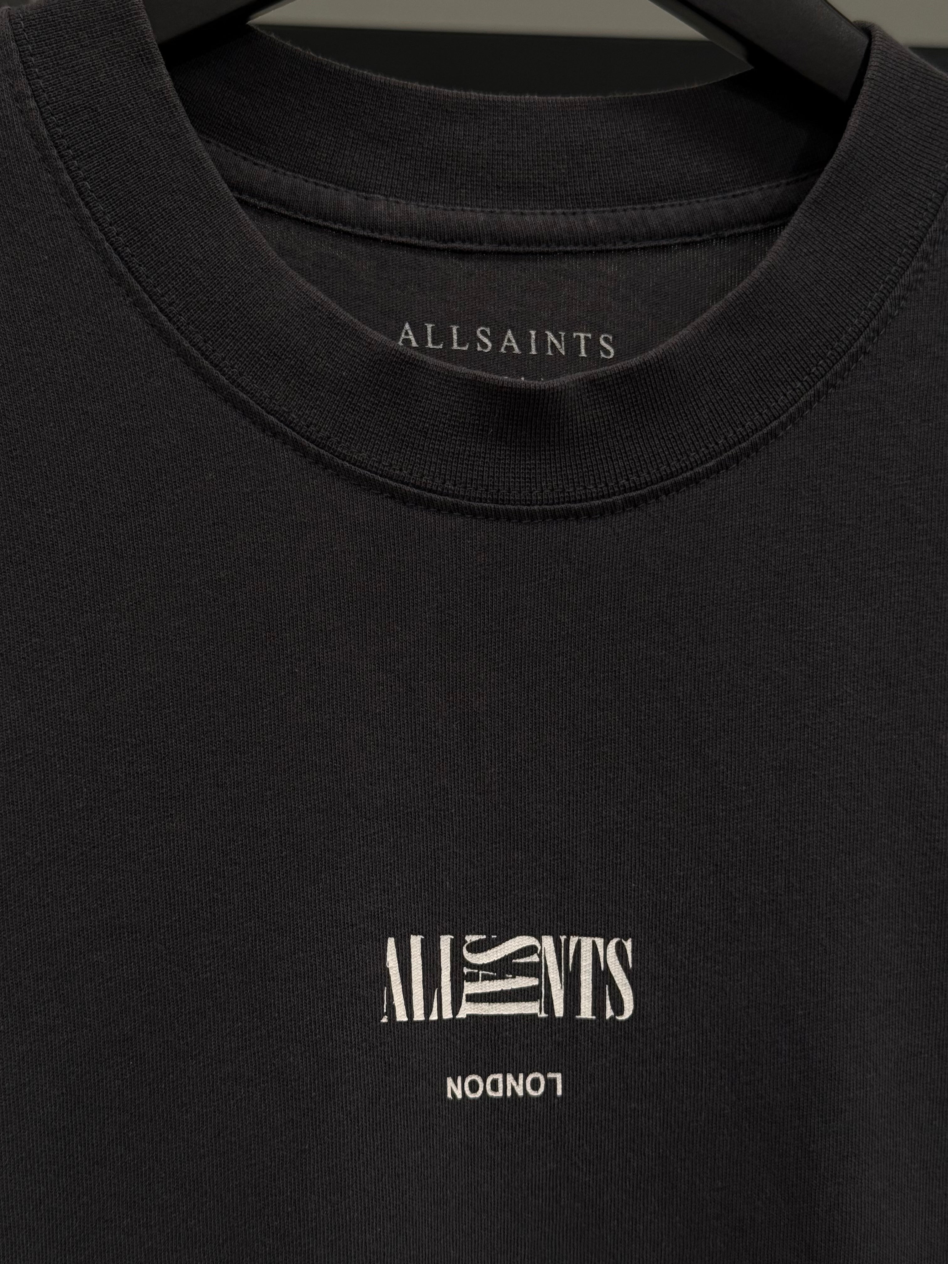 Camiseta All Saints