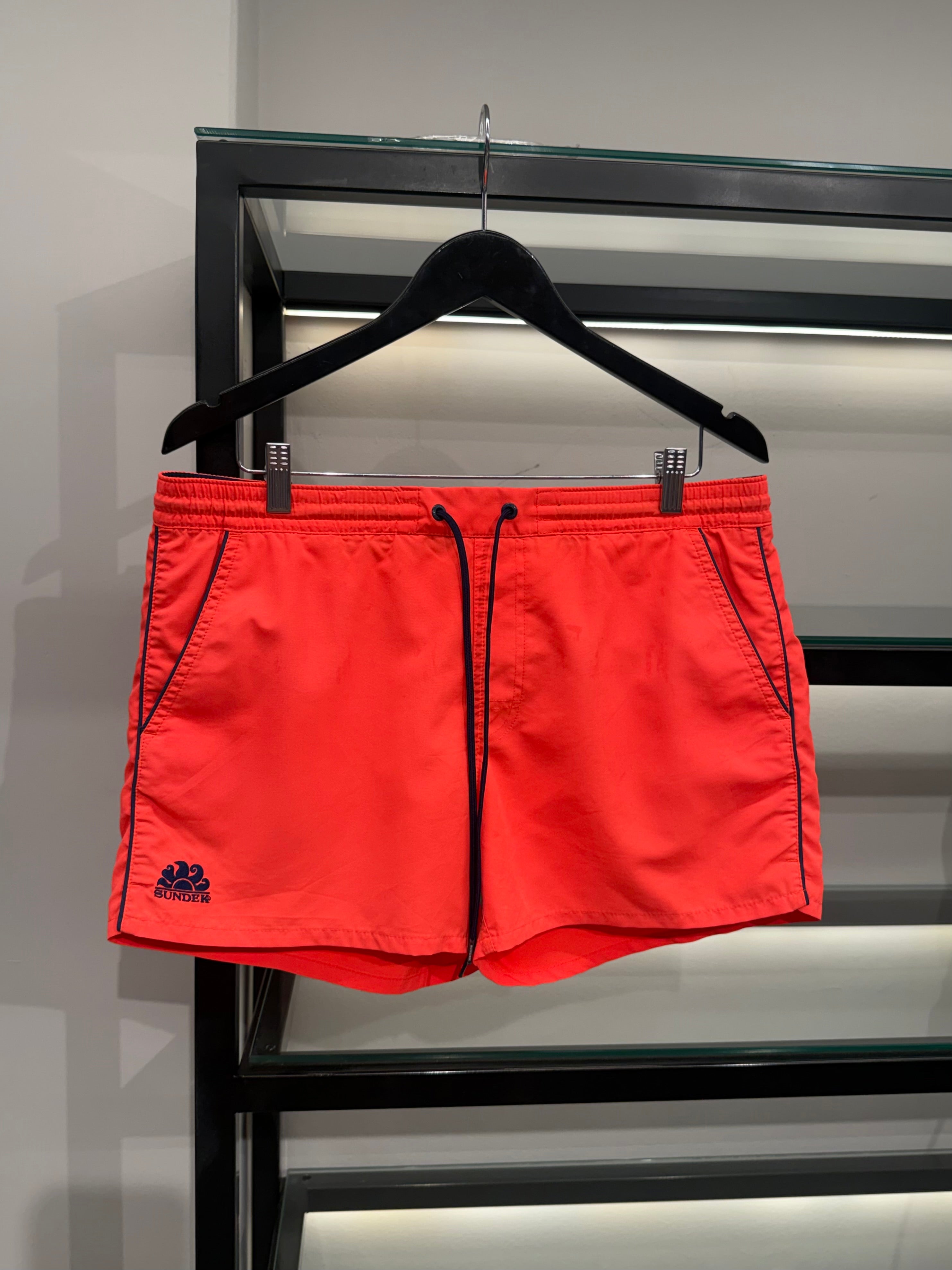 Short Sundek