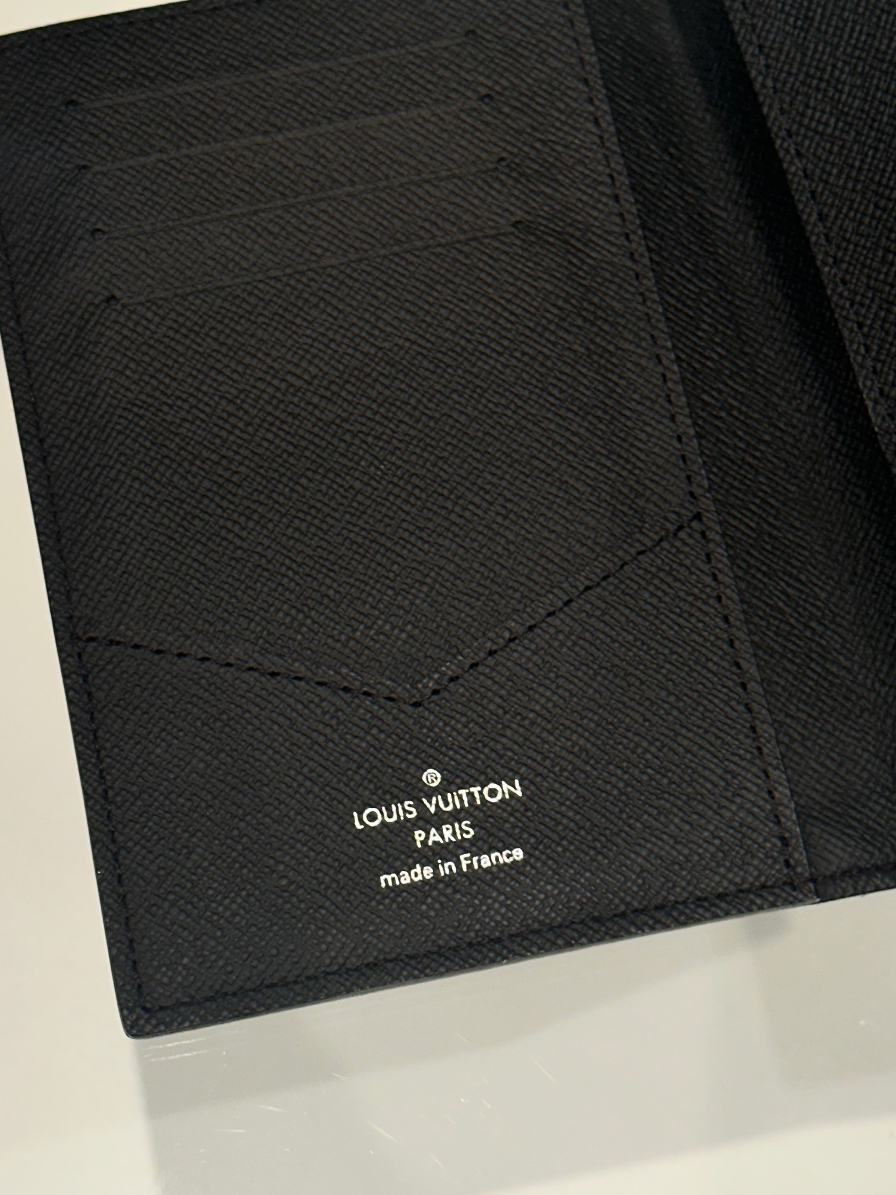 Capa de Passaporte Louis Vuitton