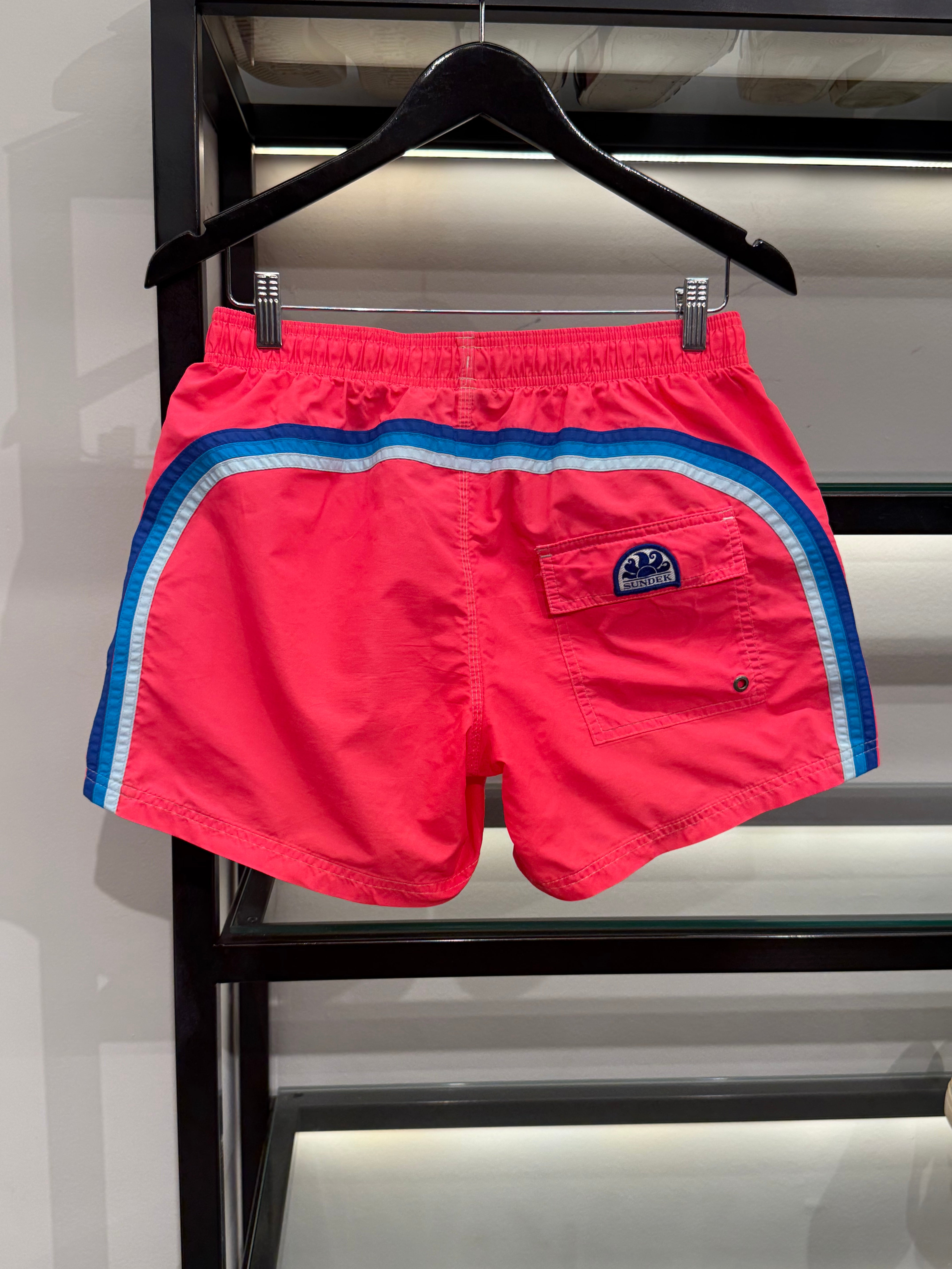 Short Sundek