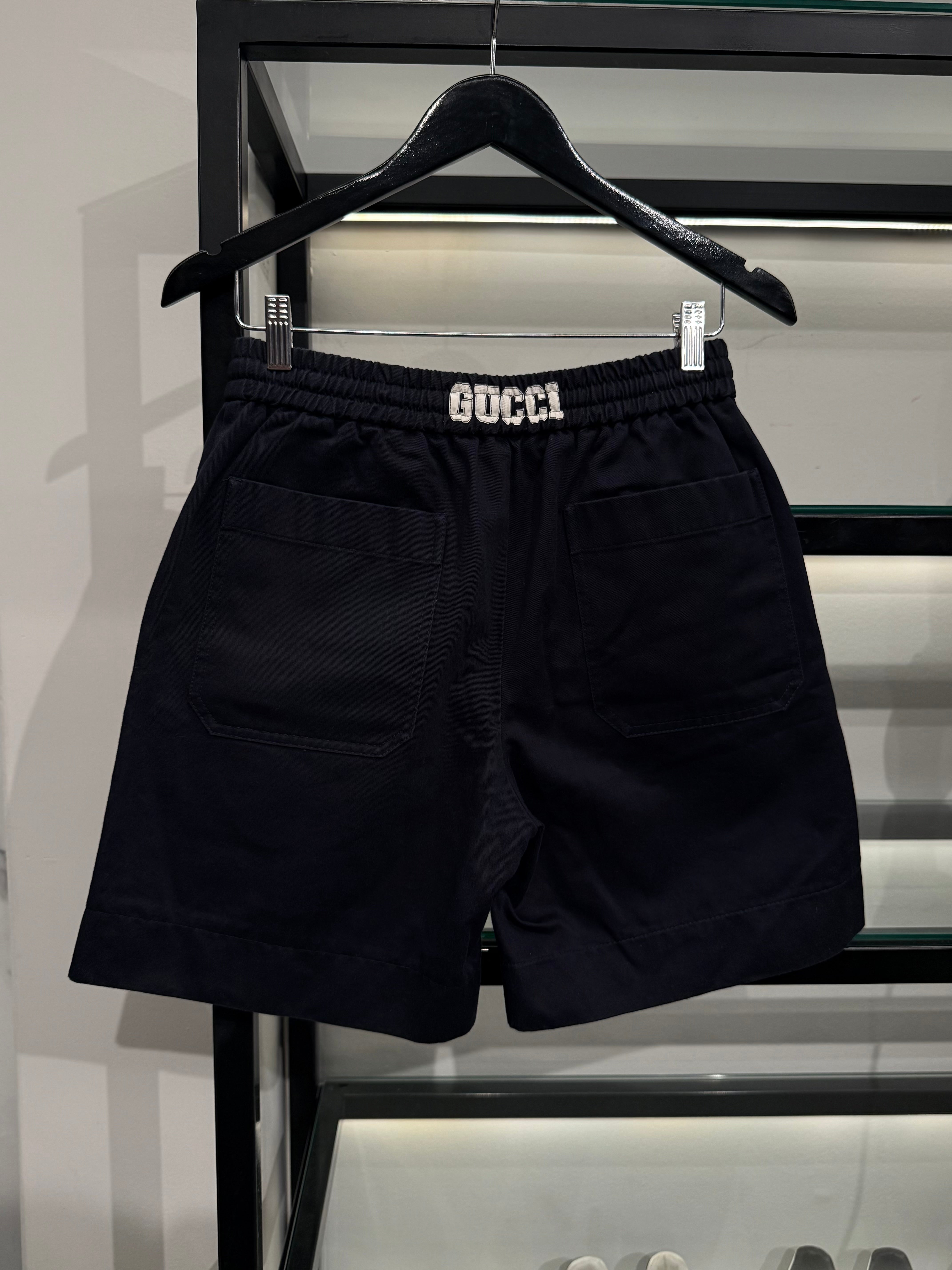 Bermuda Gucci