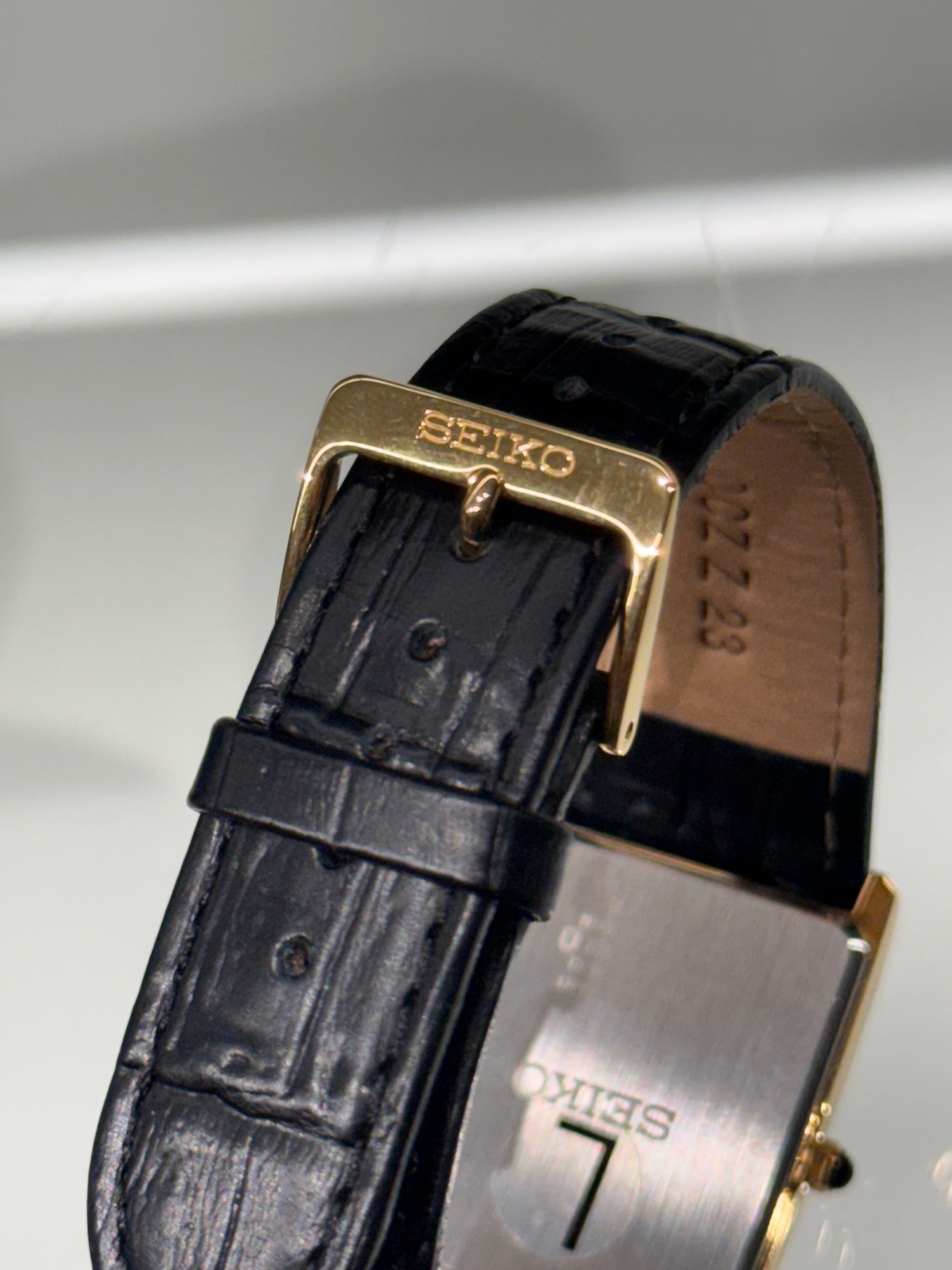 Relógio Seiko Essentials