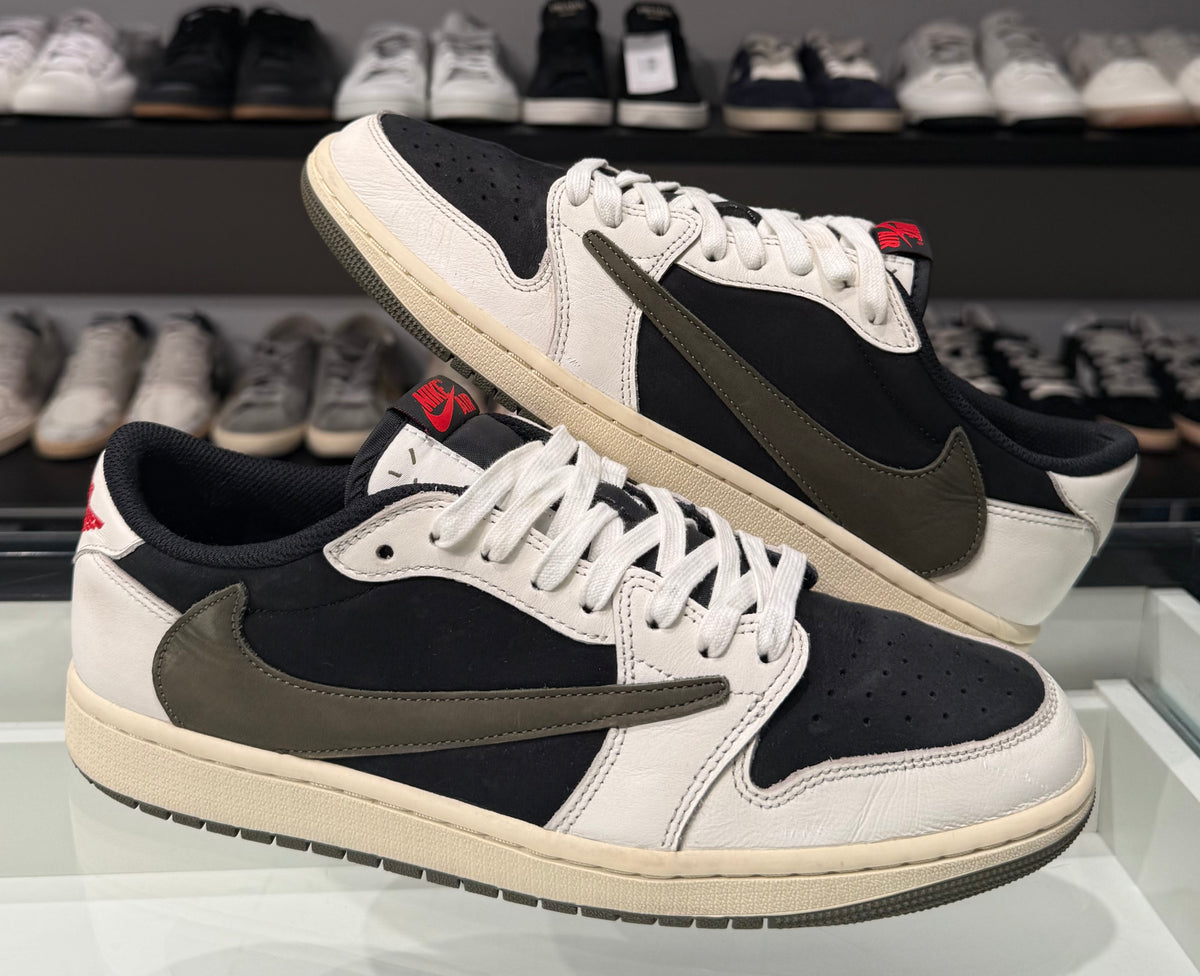 Sneaker Jordan x Travis Scott Olive