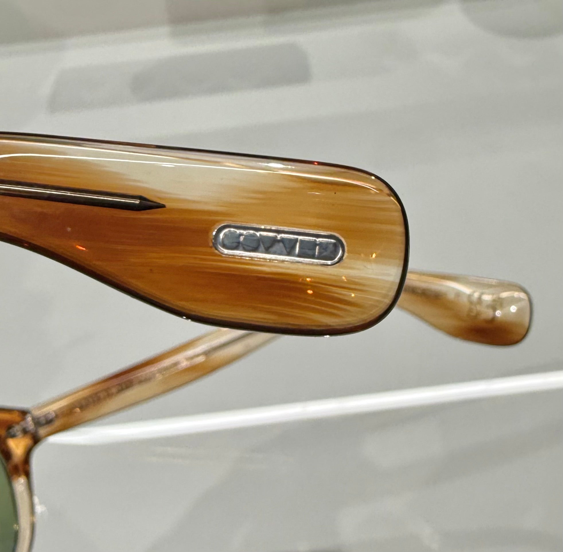 Óculos Oliver Peoples