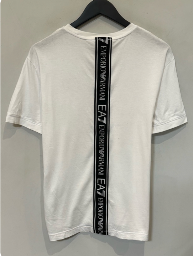Camiseta Emporio Armani