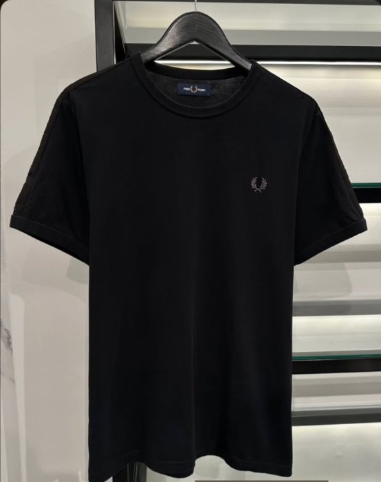 Camiseta Fred Perry