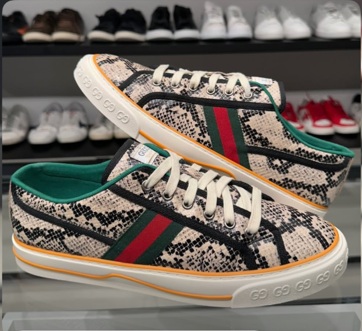 Gucci "1977"