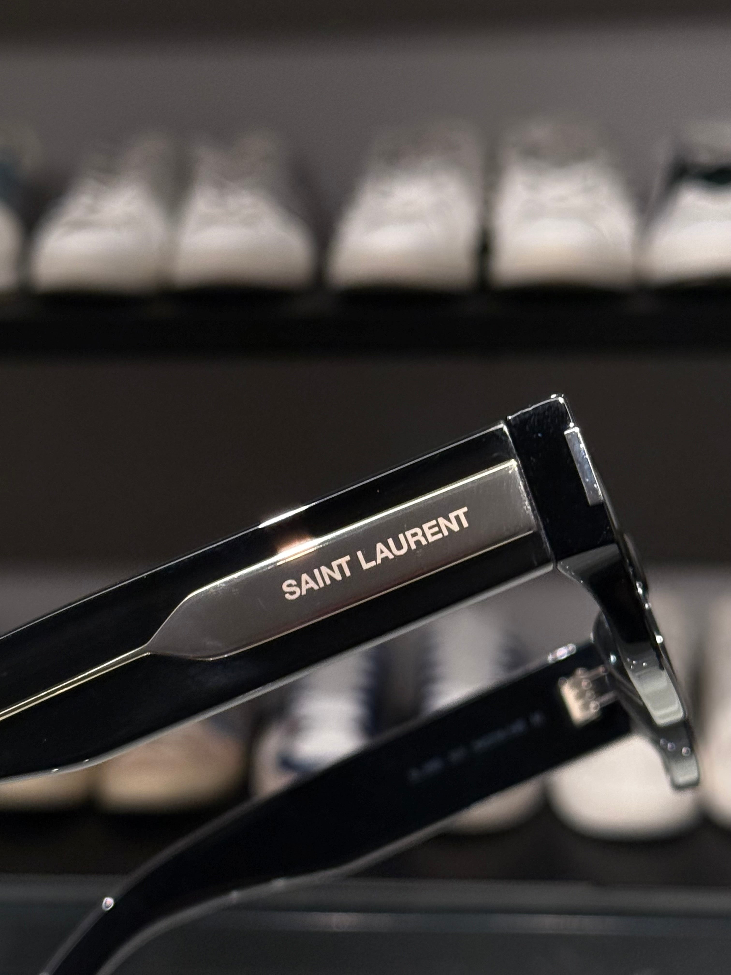 Óculos Saint Laurent