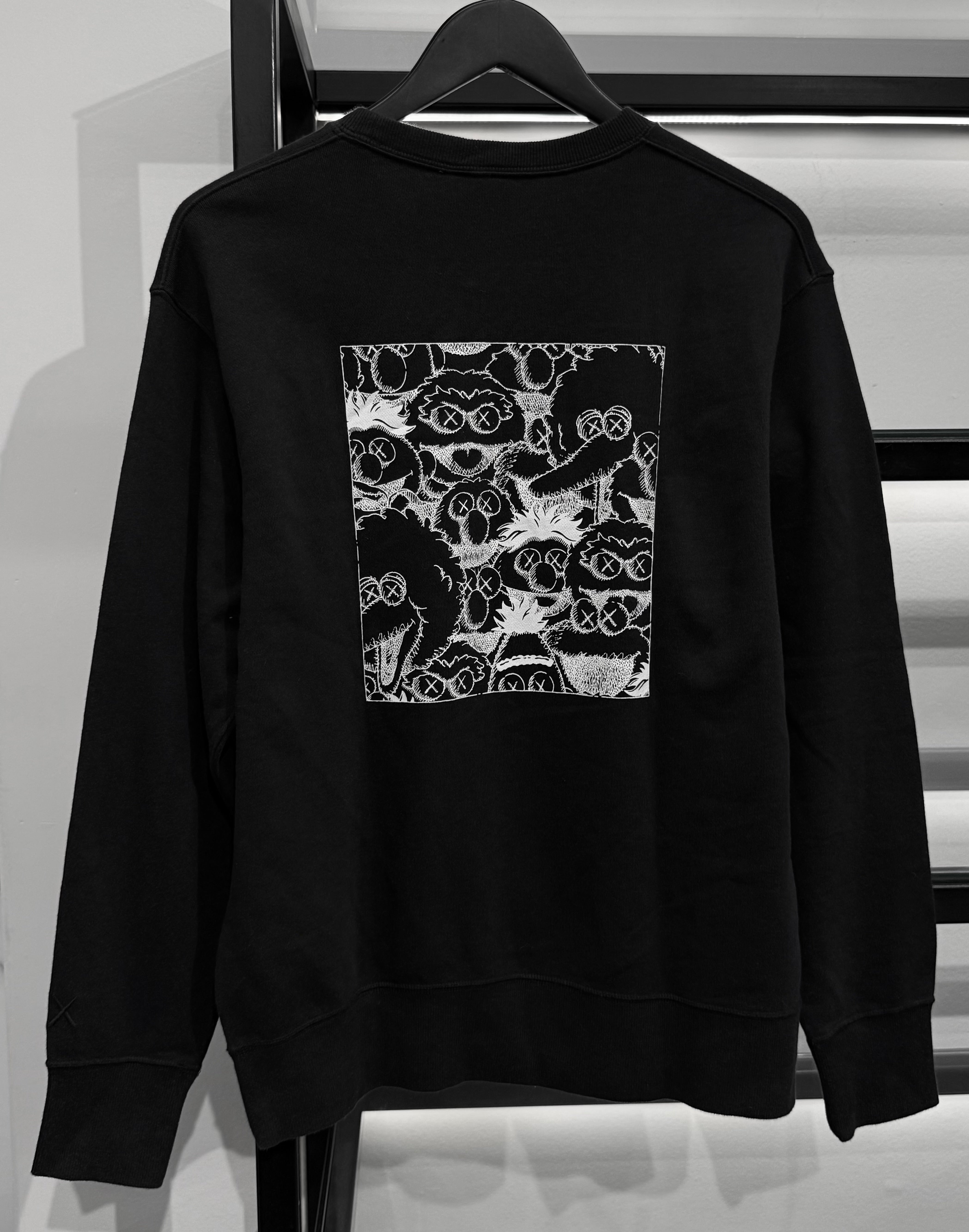 Moletom Kaws