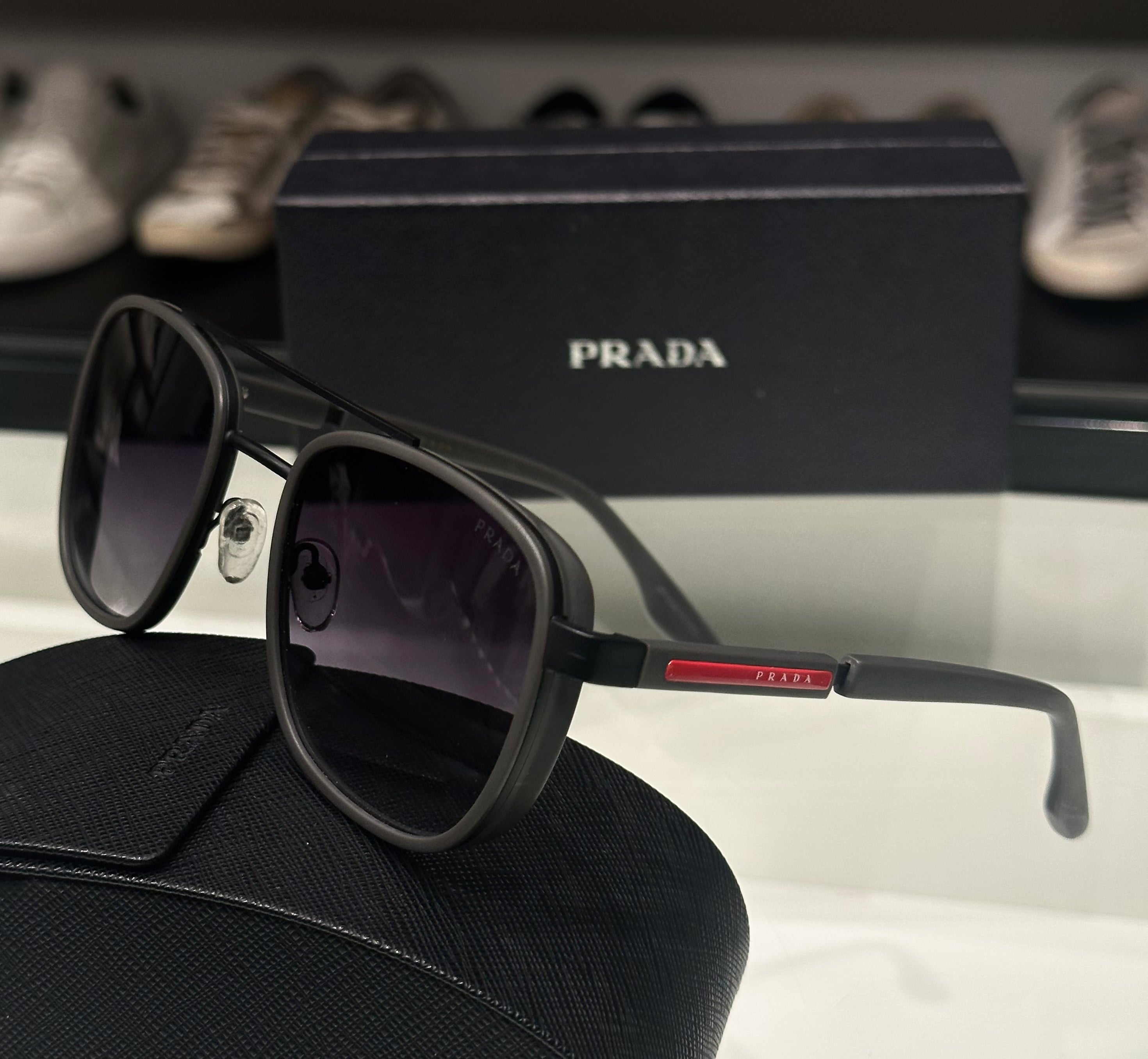 Óculos Prada