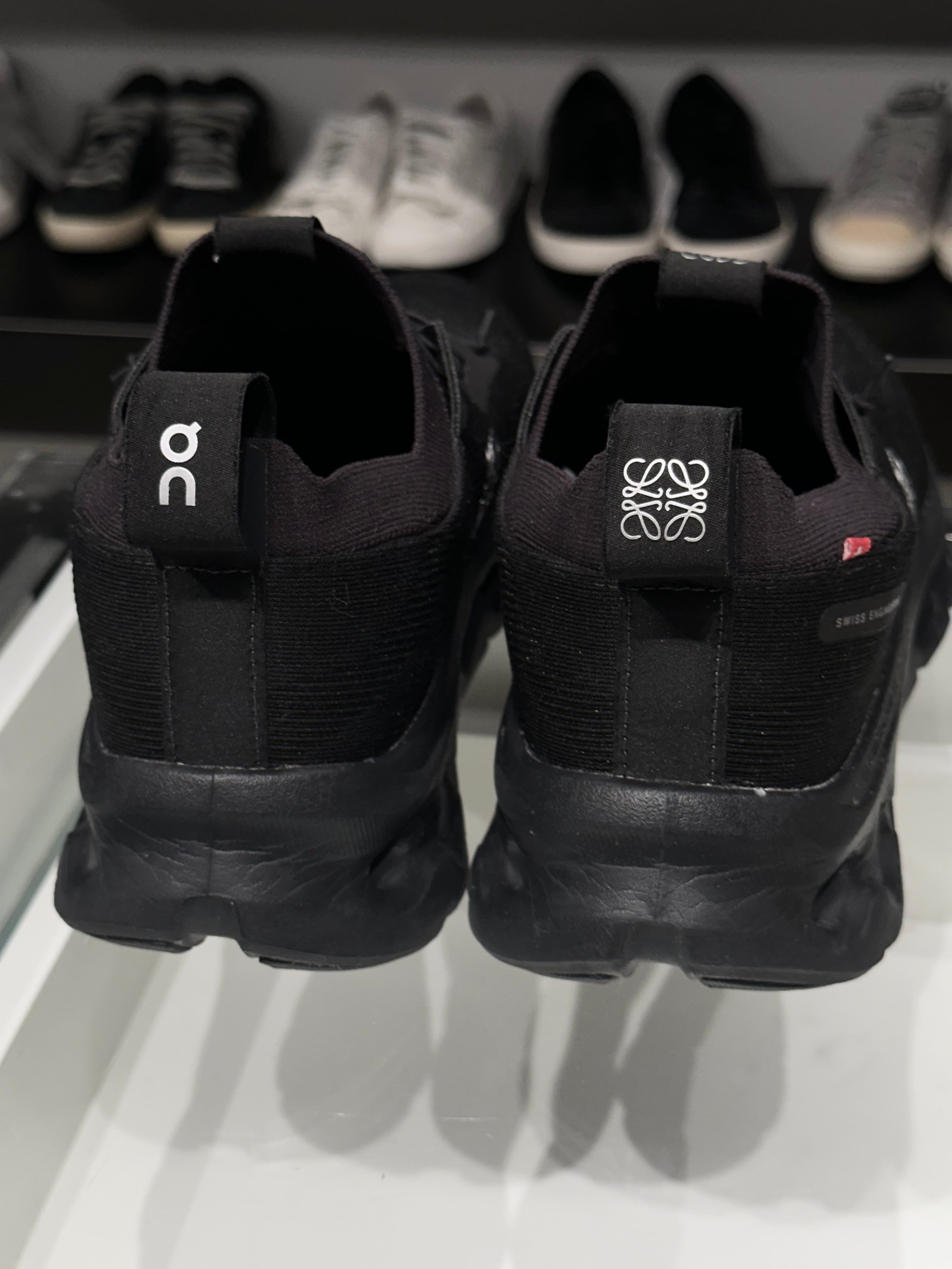 Sneaker On Running x Loewe