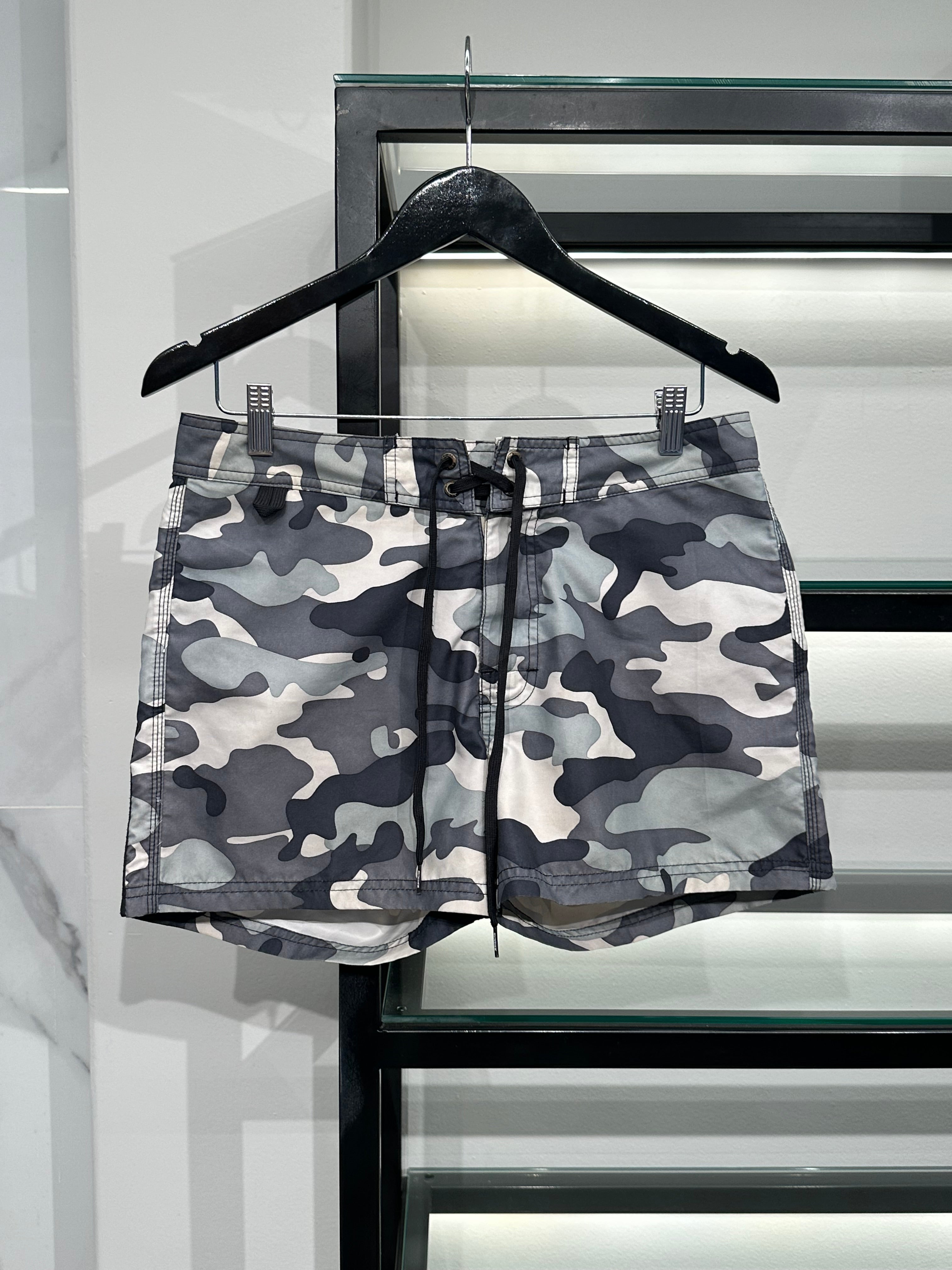 Short Sundek
