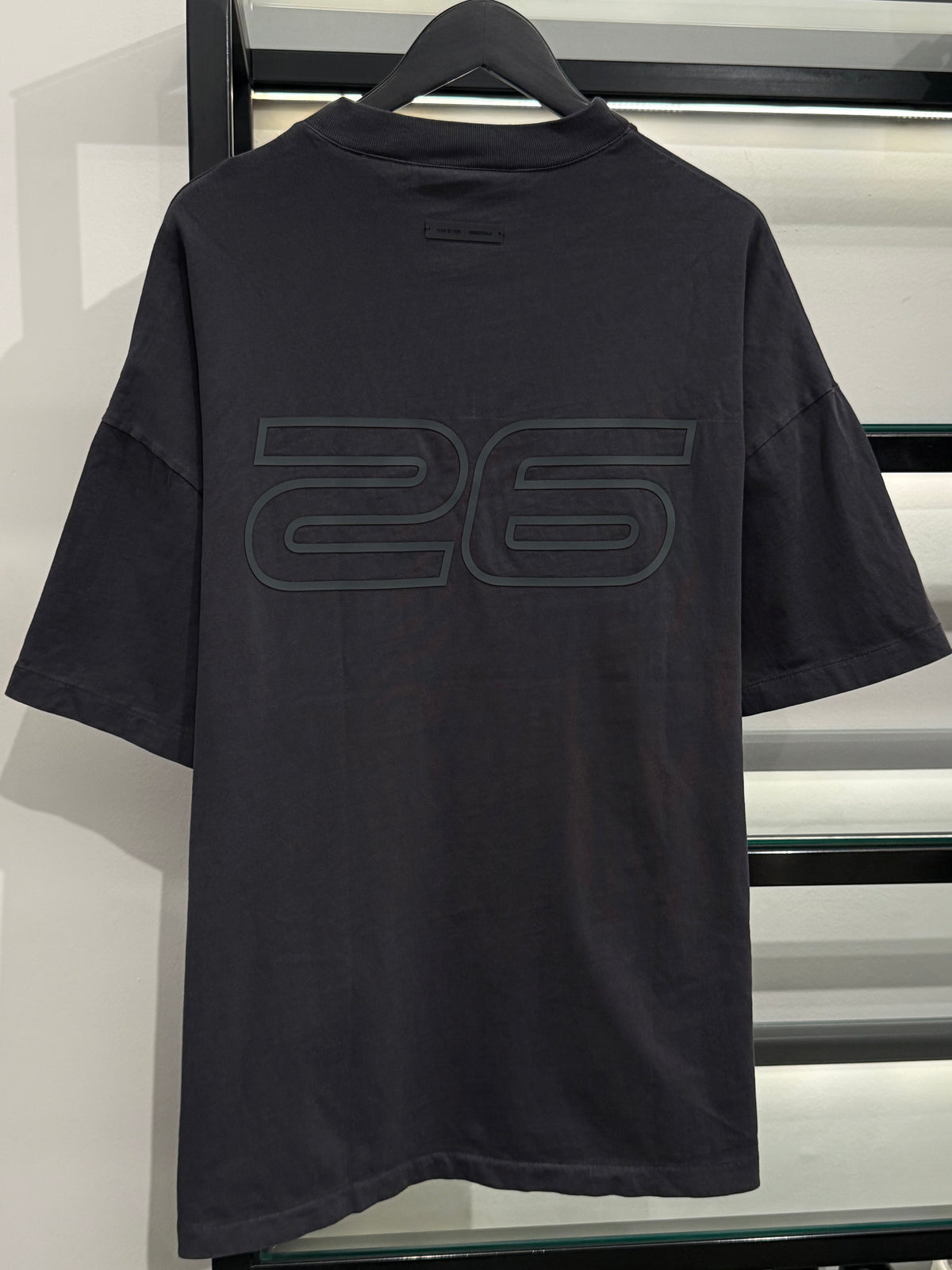 Camiseta Essentials