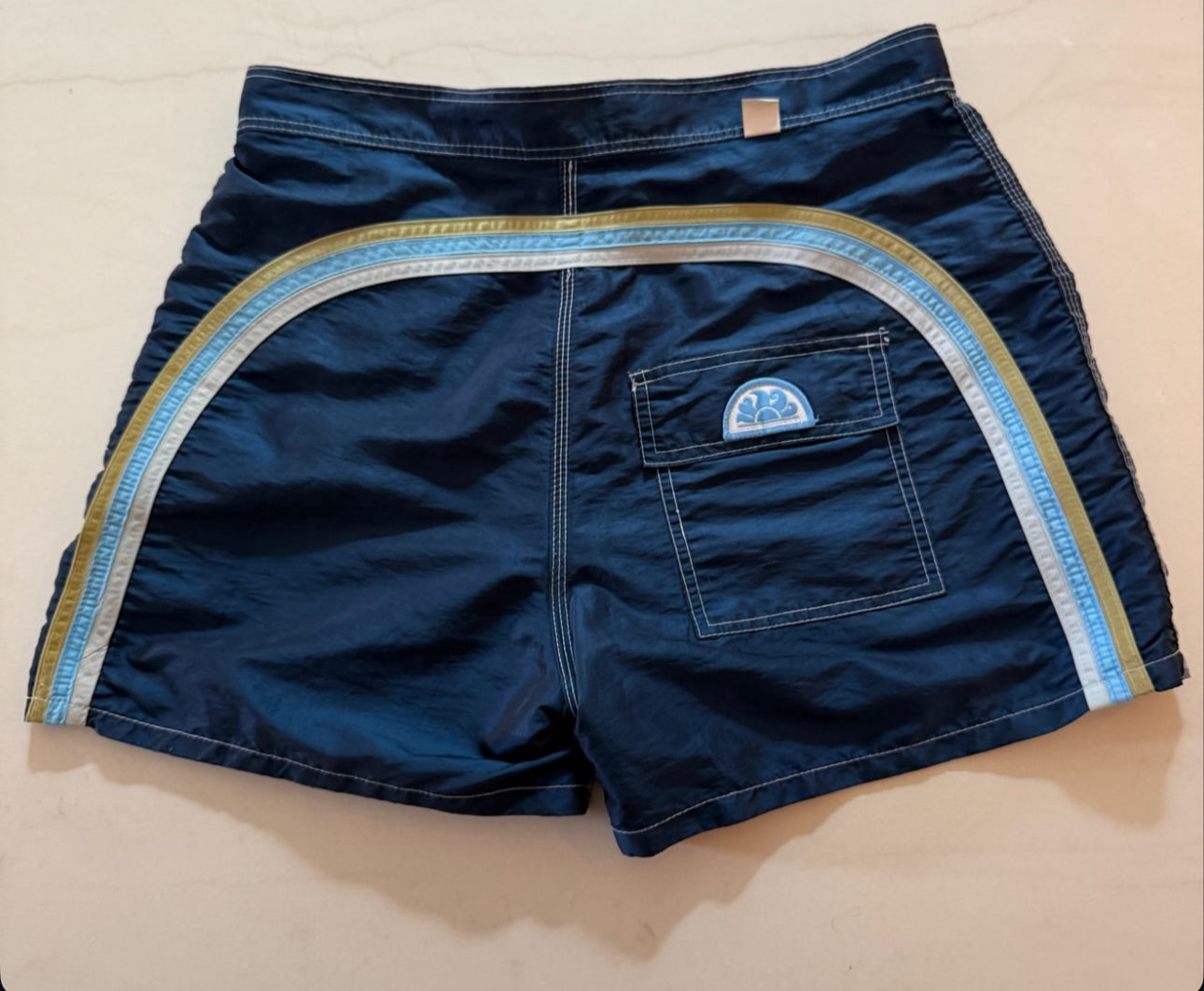 Short Sundek