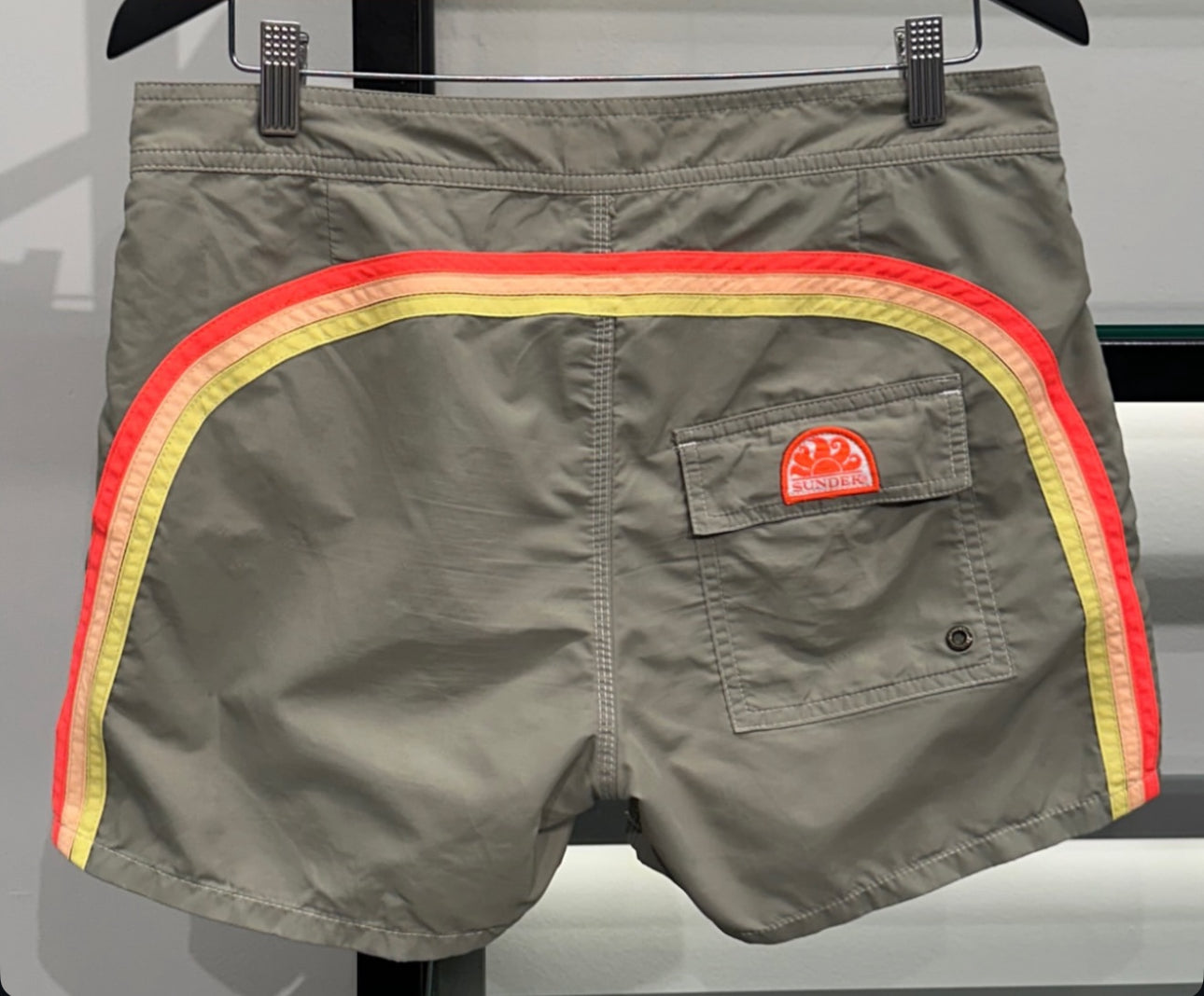 Short Sundek